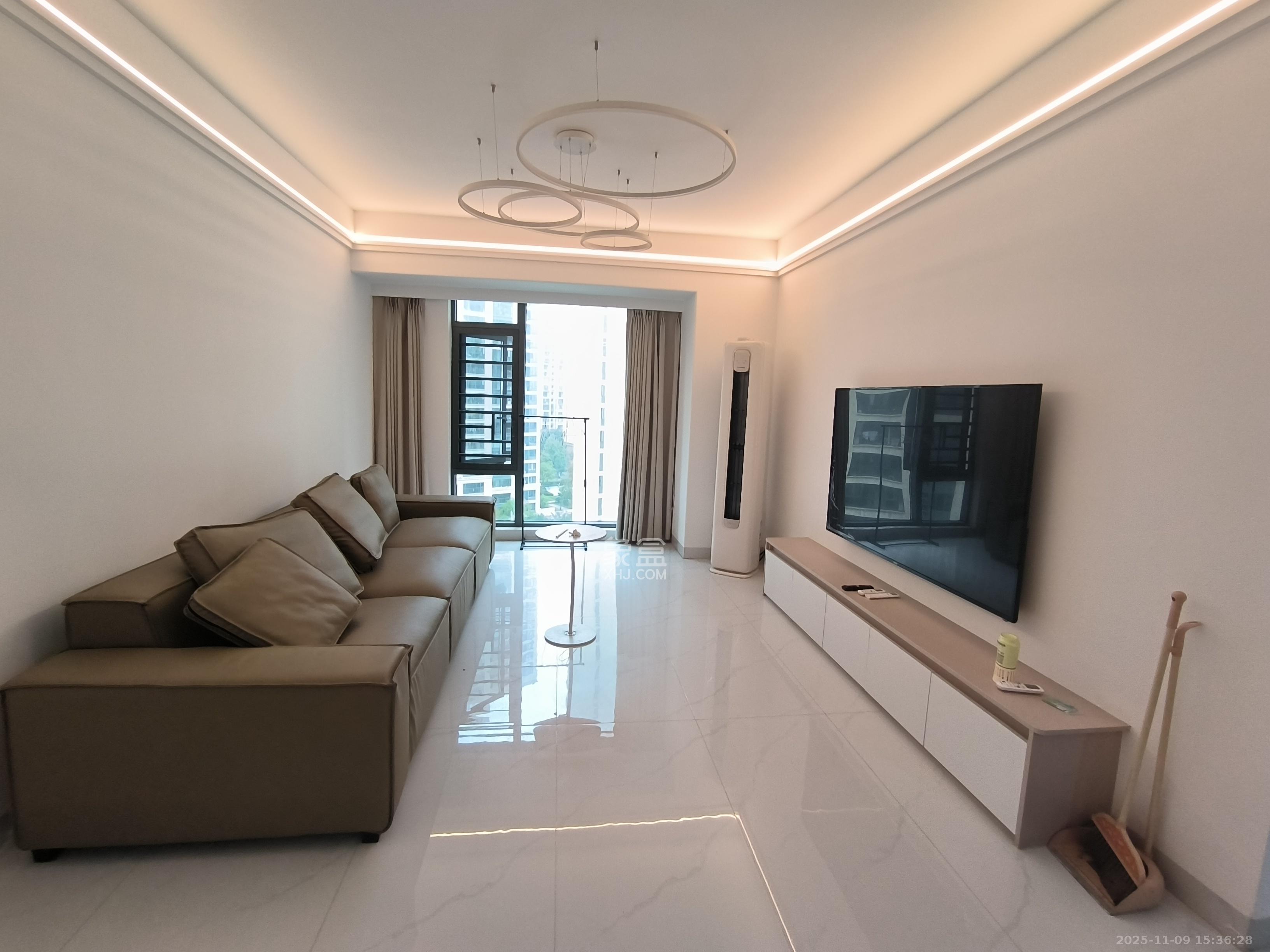 金地兰亭樾  3室2厅2卫    2800.0元/月