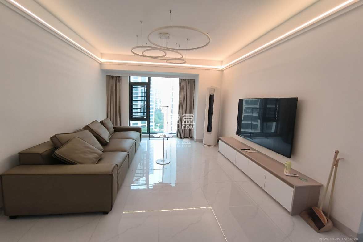 金地兰亭樾 3室2厅2卫 2800.0元/月 金地兰亭樾 3室2厅2卫 2800.0元/月室内图