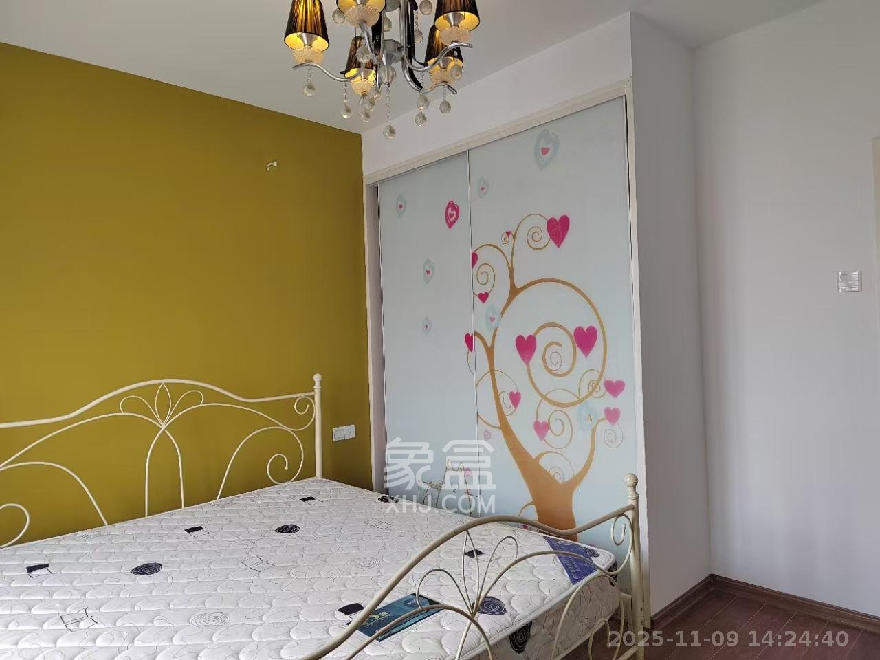 标志浪漫满屋（枫景公寓）  2室2厅1卫    1800.0元/月室内图