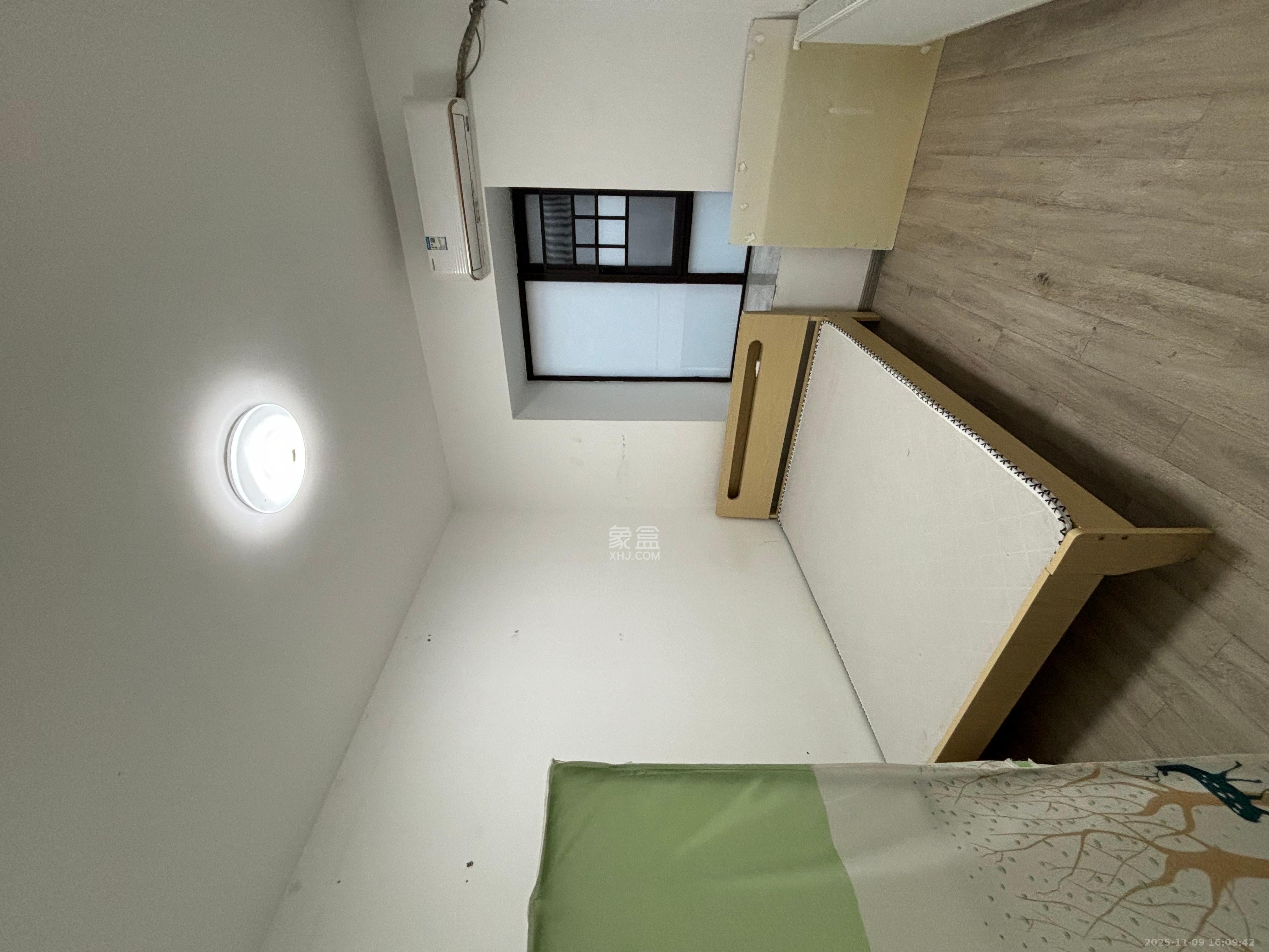 星雅美辰  3室2厅2卫    2400.0元/月室内图