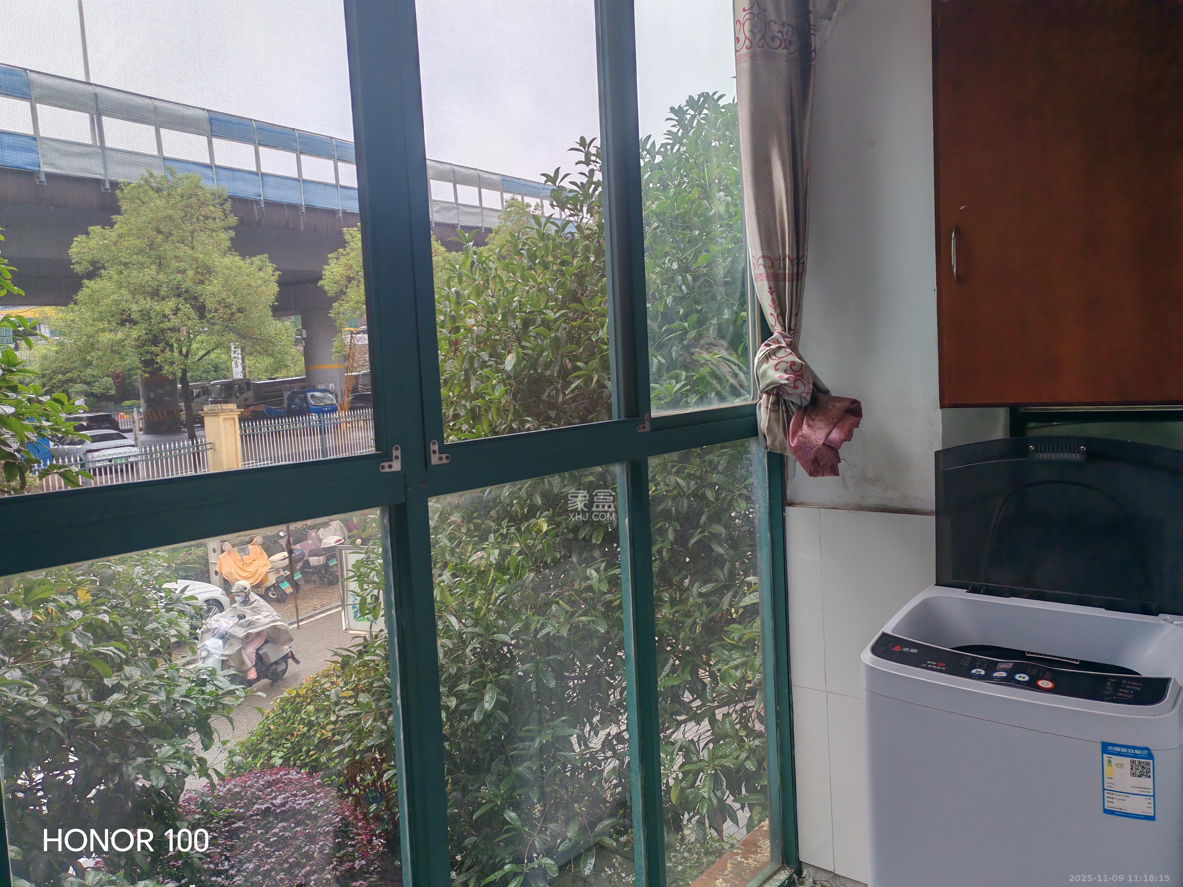 华盛世纪新城  4室1厅1卫    2800.0元/月室内图