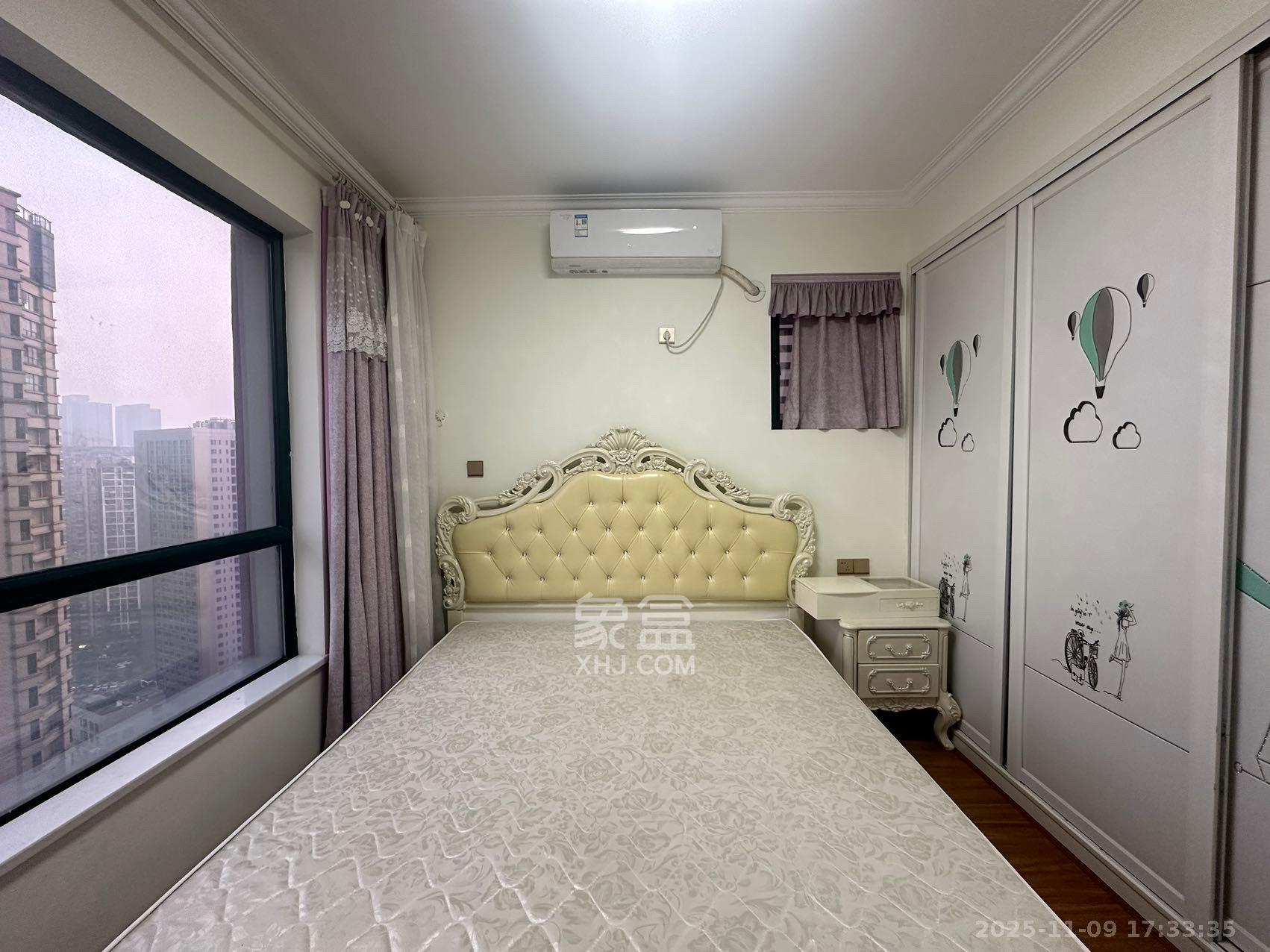 维一星城原山苑  3室2厅1卫    2200.0元/月室内图