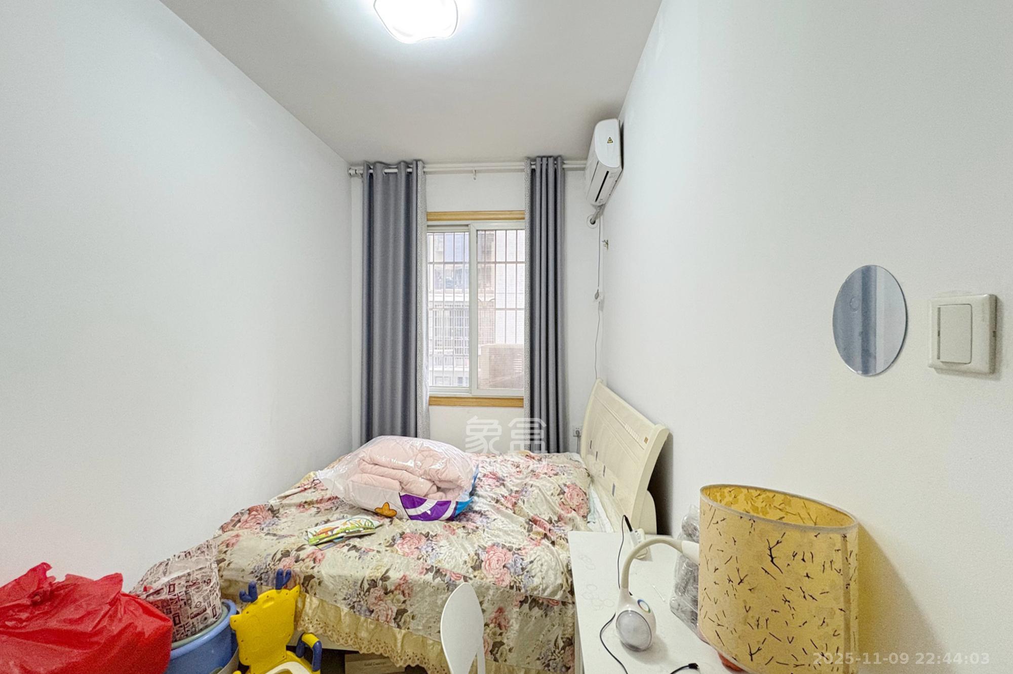 火星镇街道宿舍 3室2厅1卫 55.0万 火星镇街道宿舍 3室2厅1卫 55.0万其他