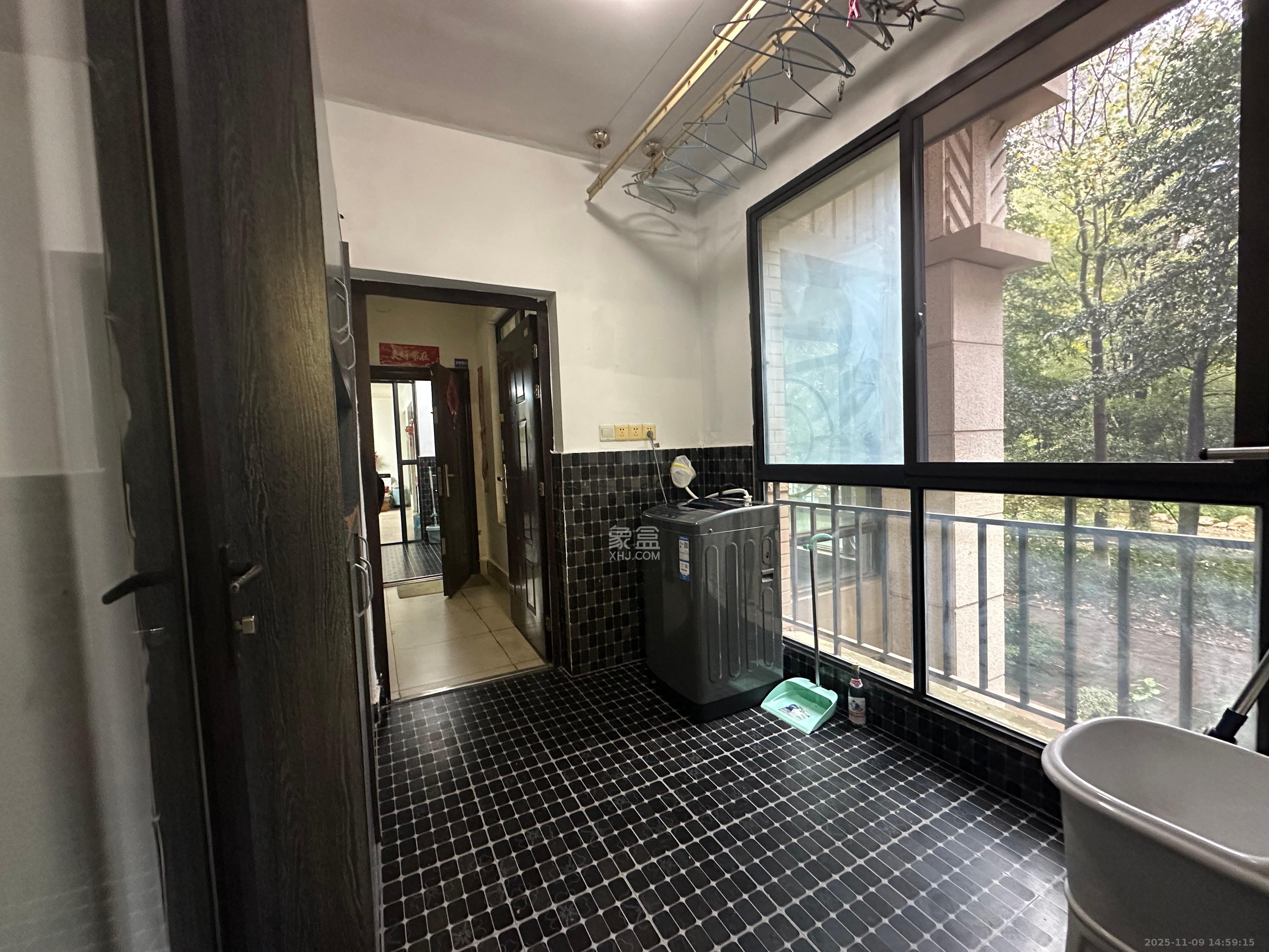 华润凤凰城一期 3室2厅1卫 1900.0元/月 华润凤凰城一期 3室2厅1卫 1900.0元/月室内图