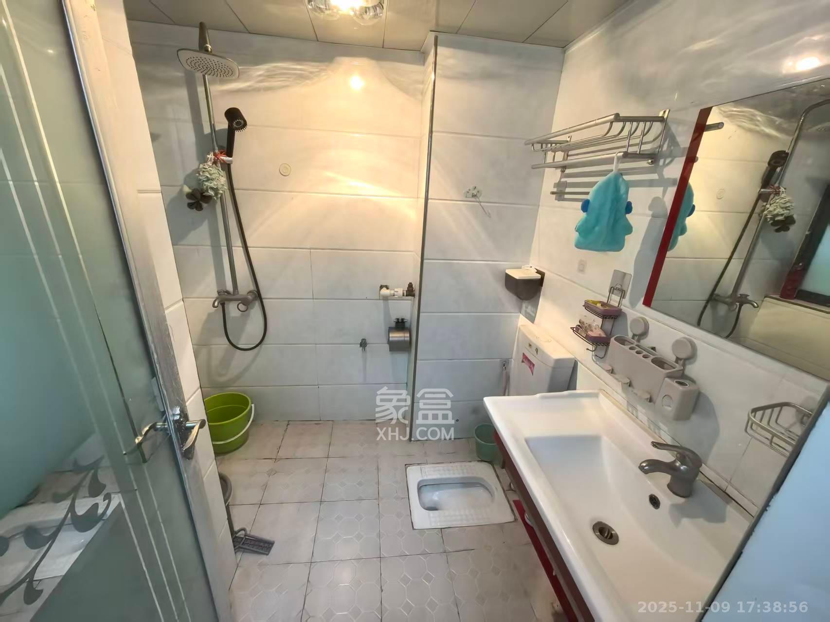 钱隆首府(福晟御园) 2室2厅1卫 2600.0元/月 钱隆首府(福晟御园) 2室2厅1卫 2600.0元/月室内图