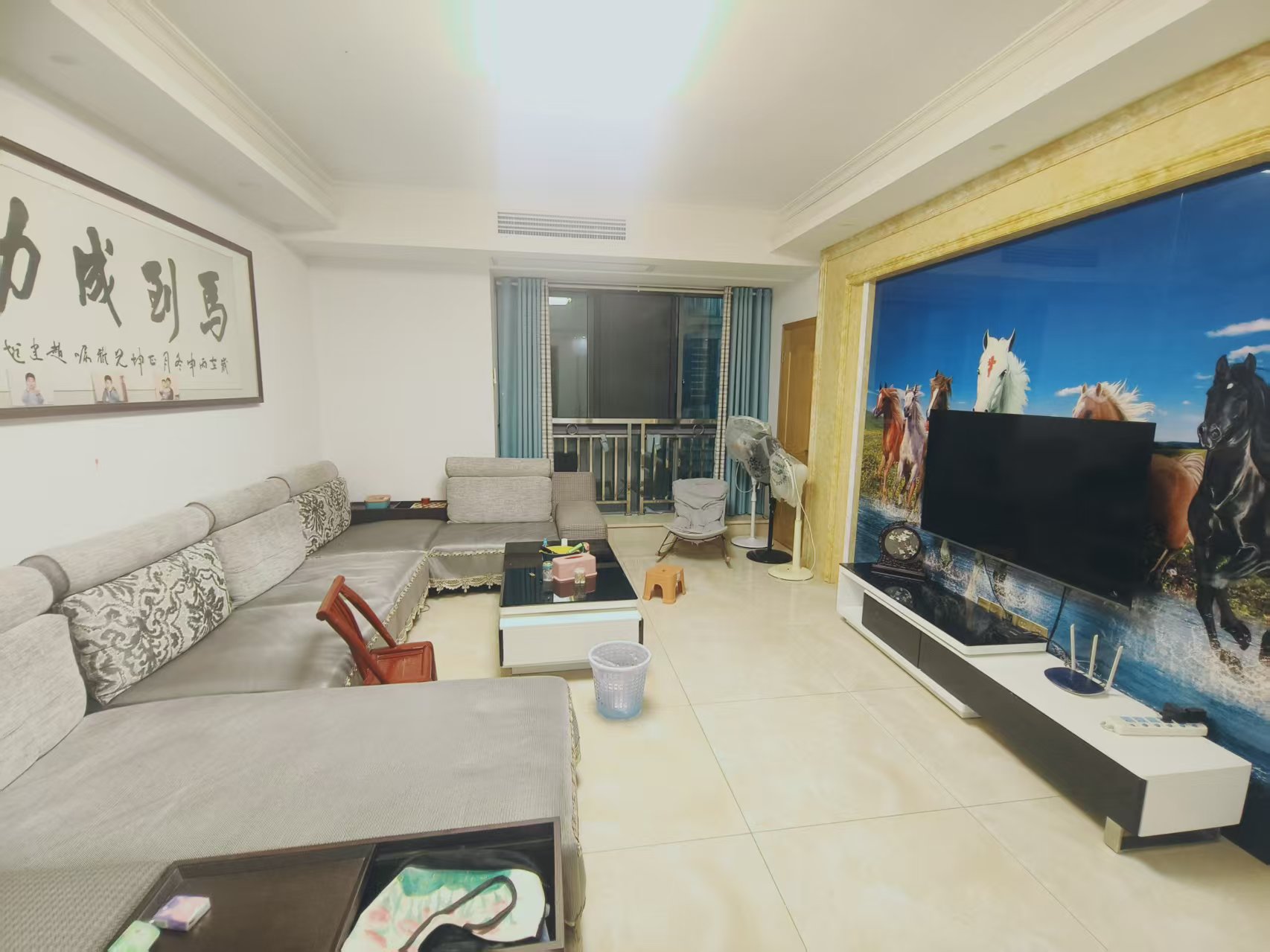 鹏利广场  3室2厅1卫    2200.0元/月