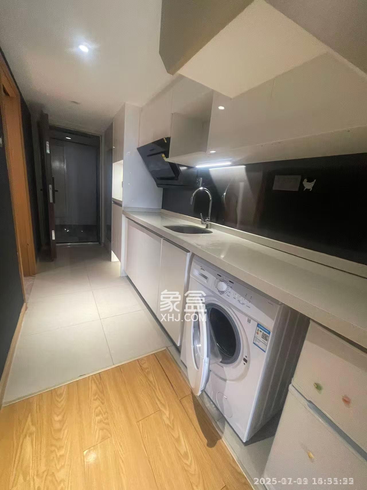 阳光城檀悦  1室0厅0卫    2700.0元/月