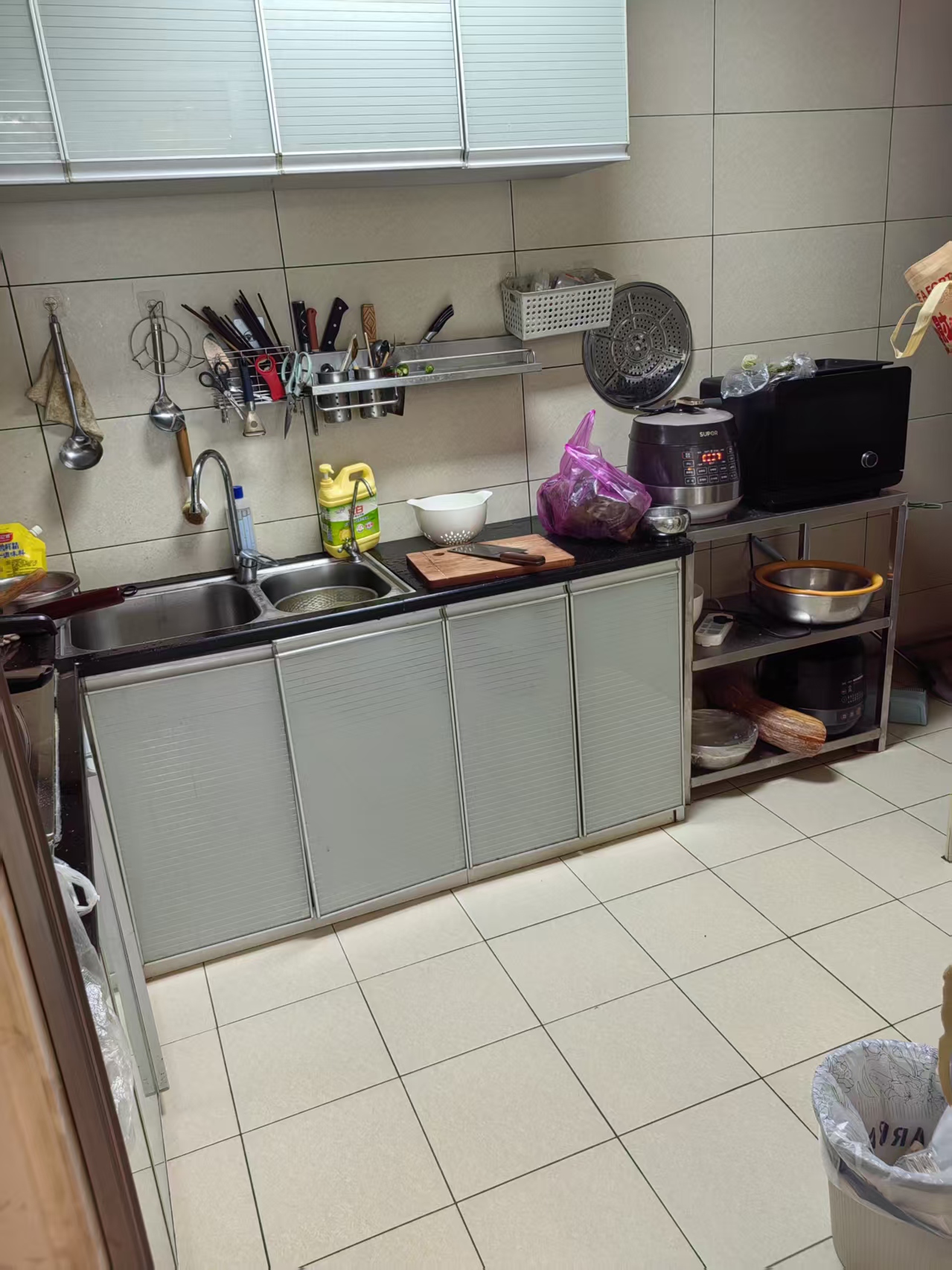 辉煌大厦  2室1厅1卫    2000.0元/月