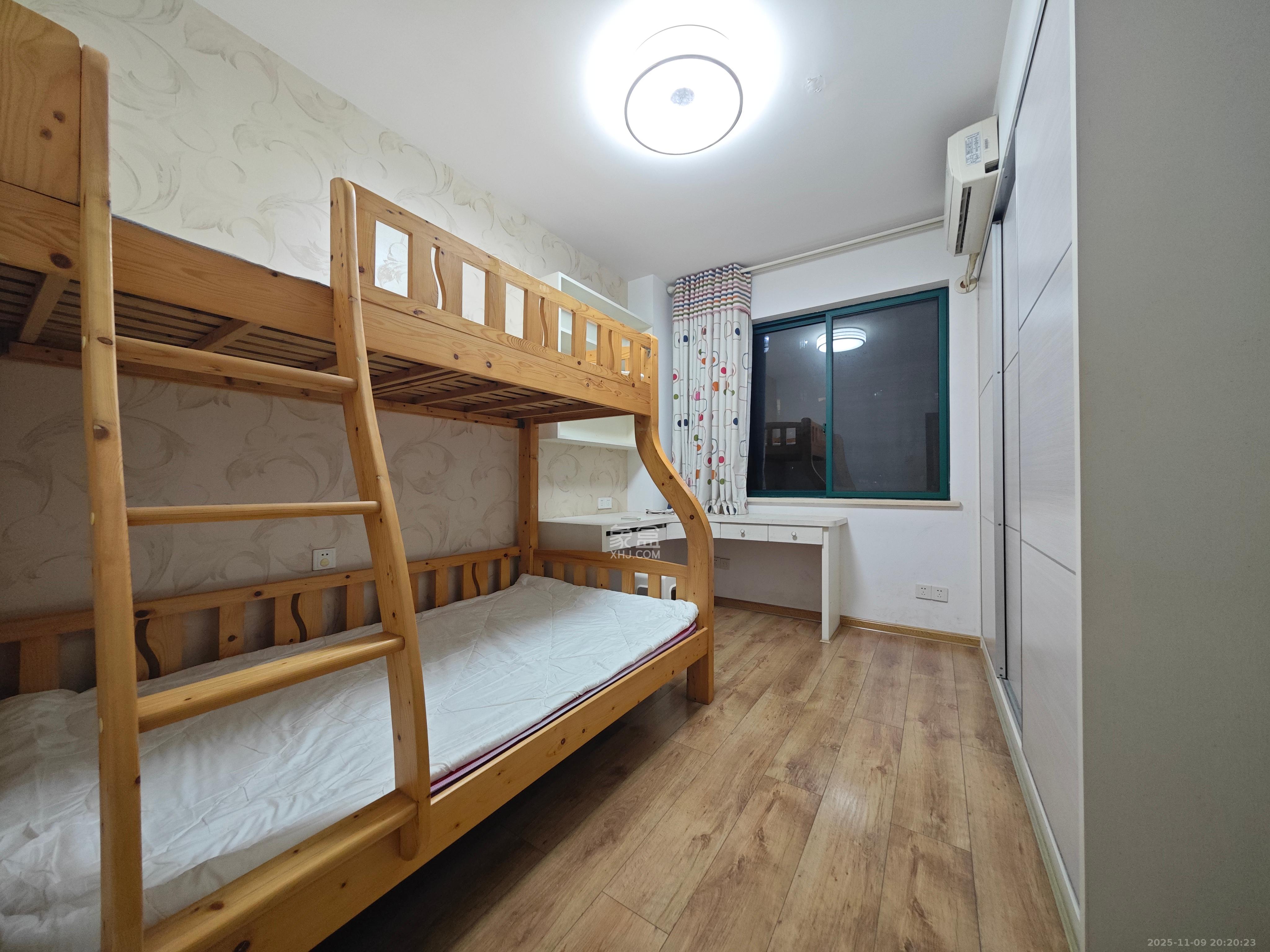 华盛世纪新城  3室2厅2卫    2600.0元/月室内图