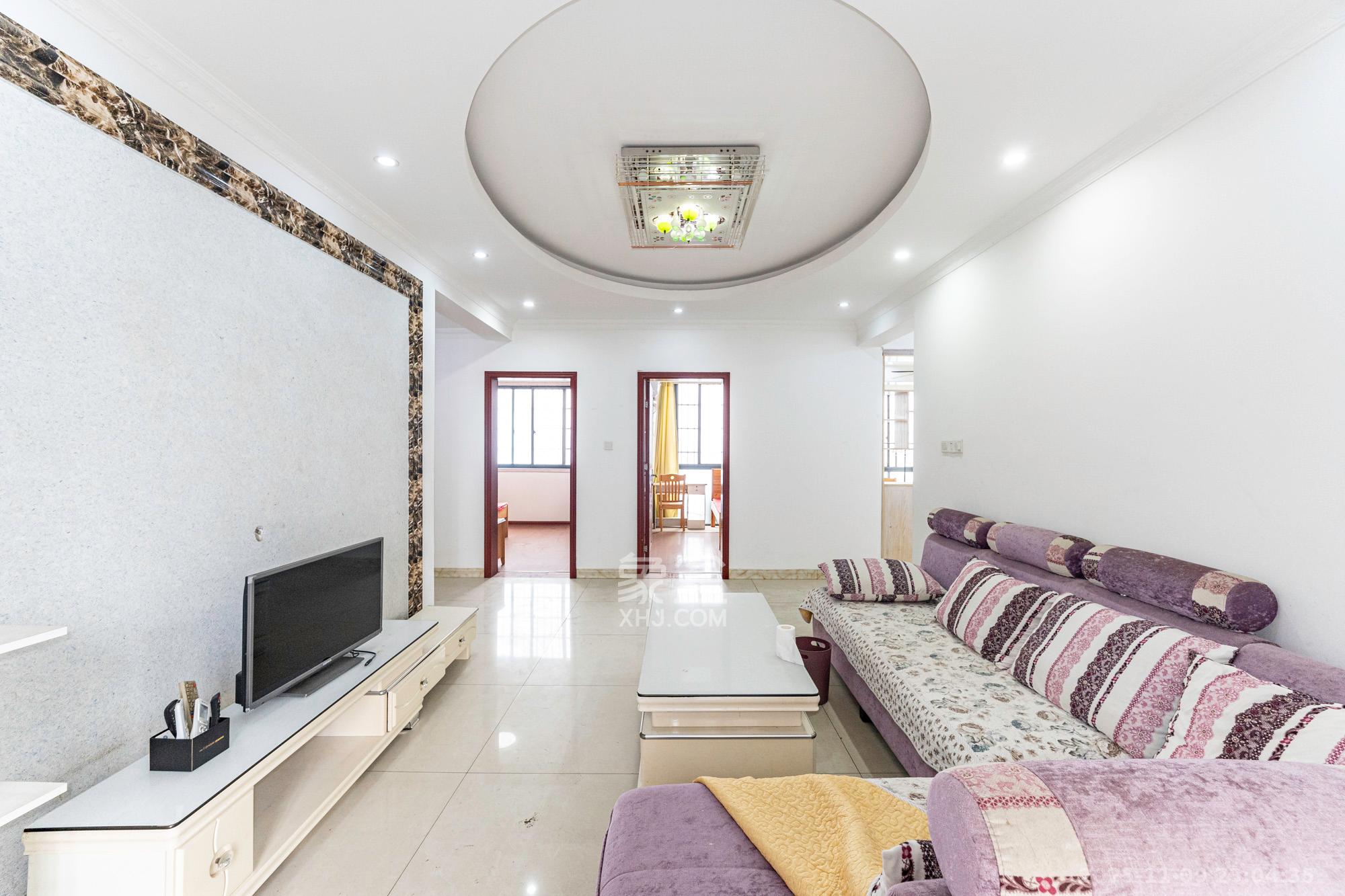 光明城市(星辰青年城) 3室2厅1卫 66.8万 光明城市(星辰青年城) 3室2厅1卫 66.8万客厅