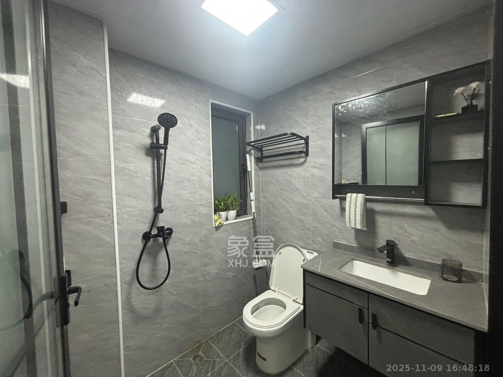 中梁正荣府 1室0厅0卫 3200.0元/月 中梁正荣府 1室0厅0卫 3200.0元/月室内图