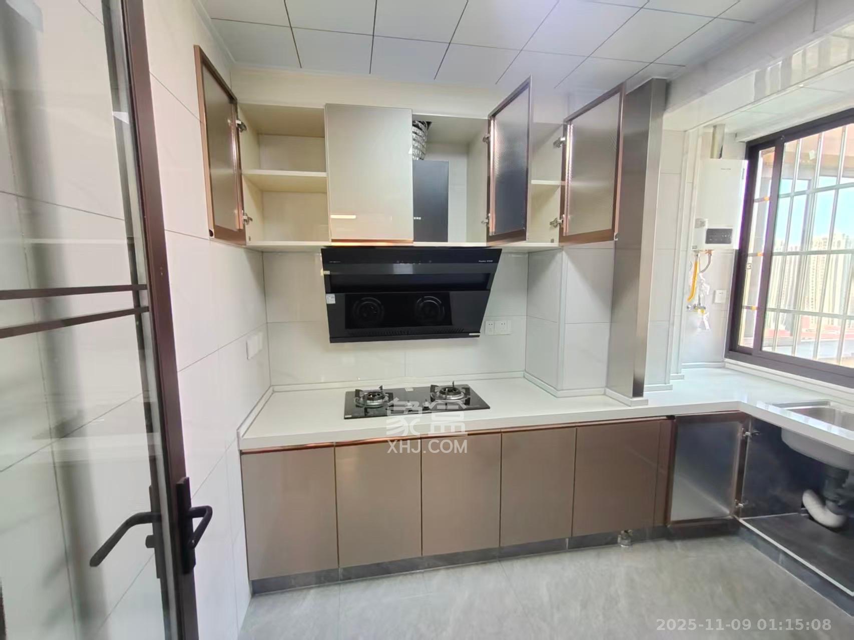 和润园三期  2室2厅1卫    2200.0元/月室内图