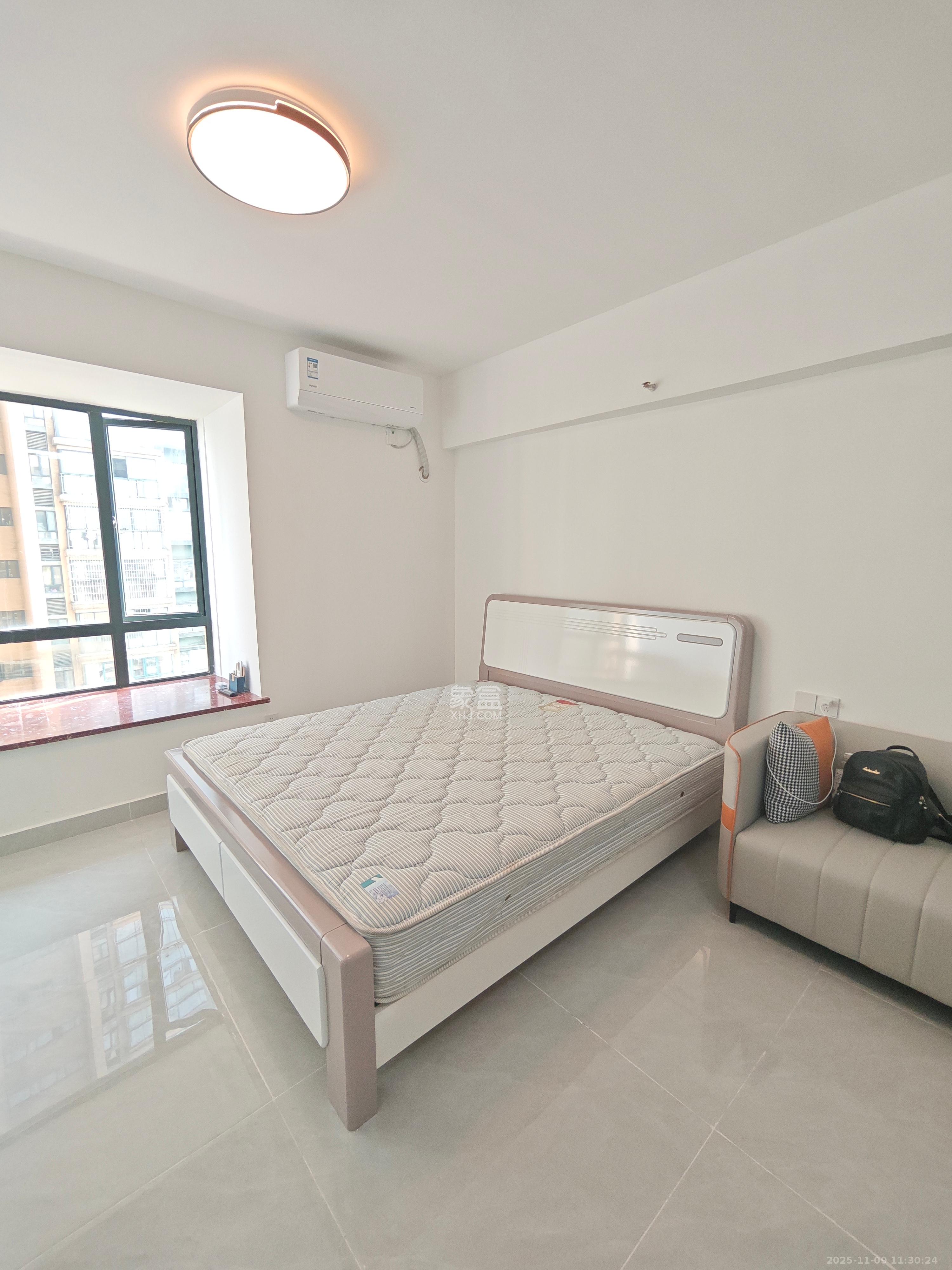 凯轩云顶  1室1厅1卫    1800.0元/月