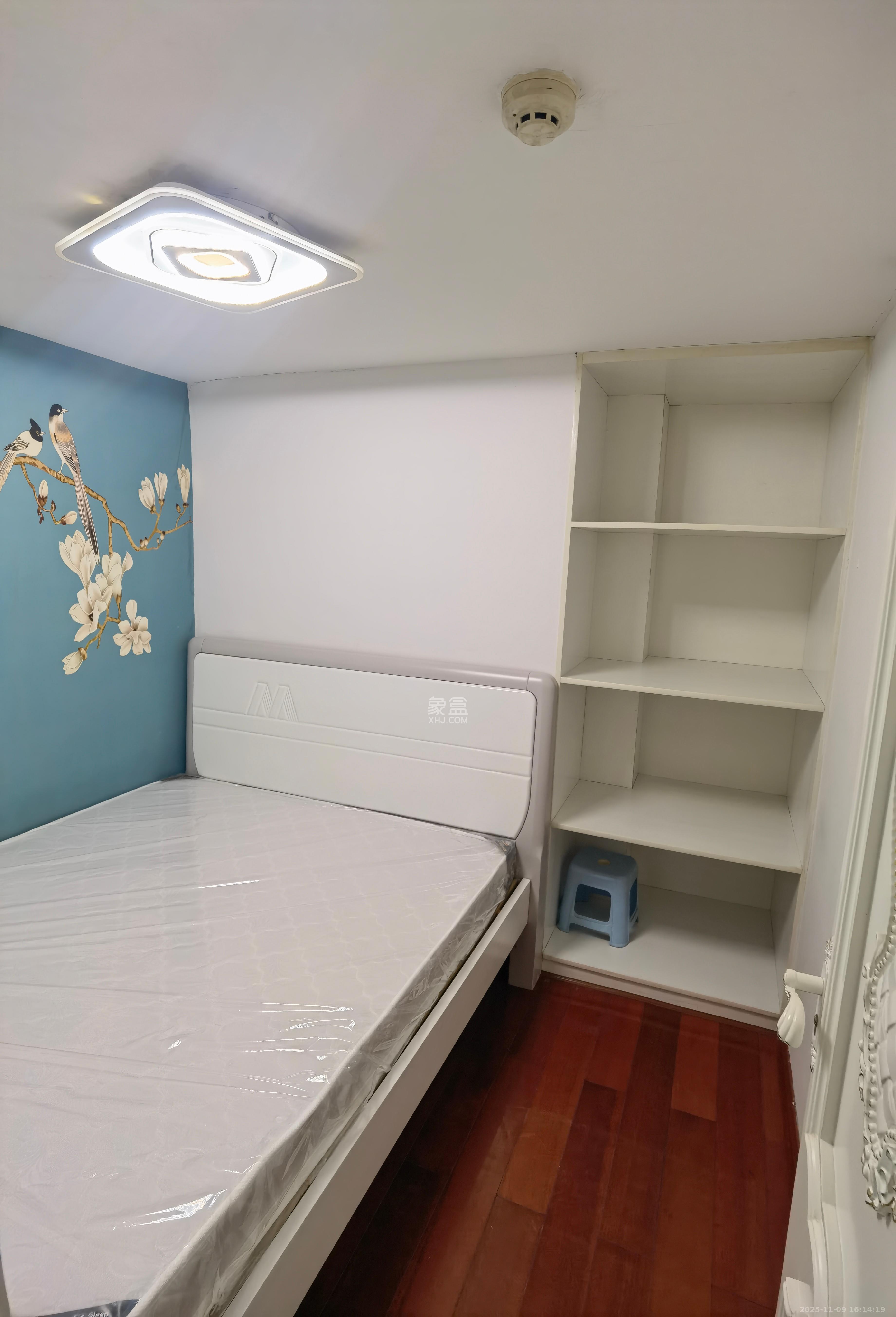 东盈商业广场（华泉城市广场）  2室1厅1卫    2300.0元/月室内图