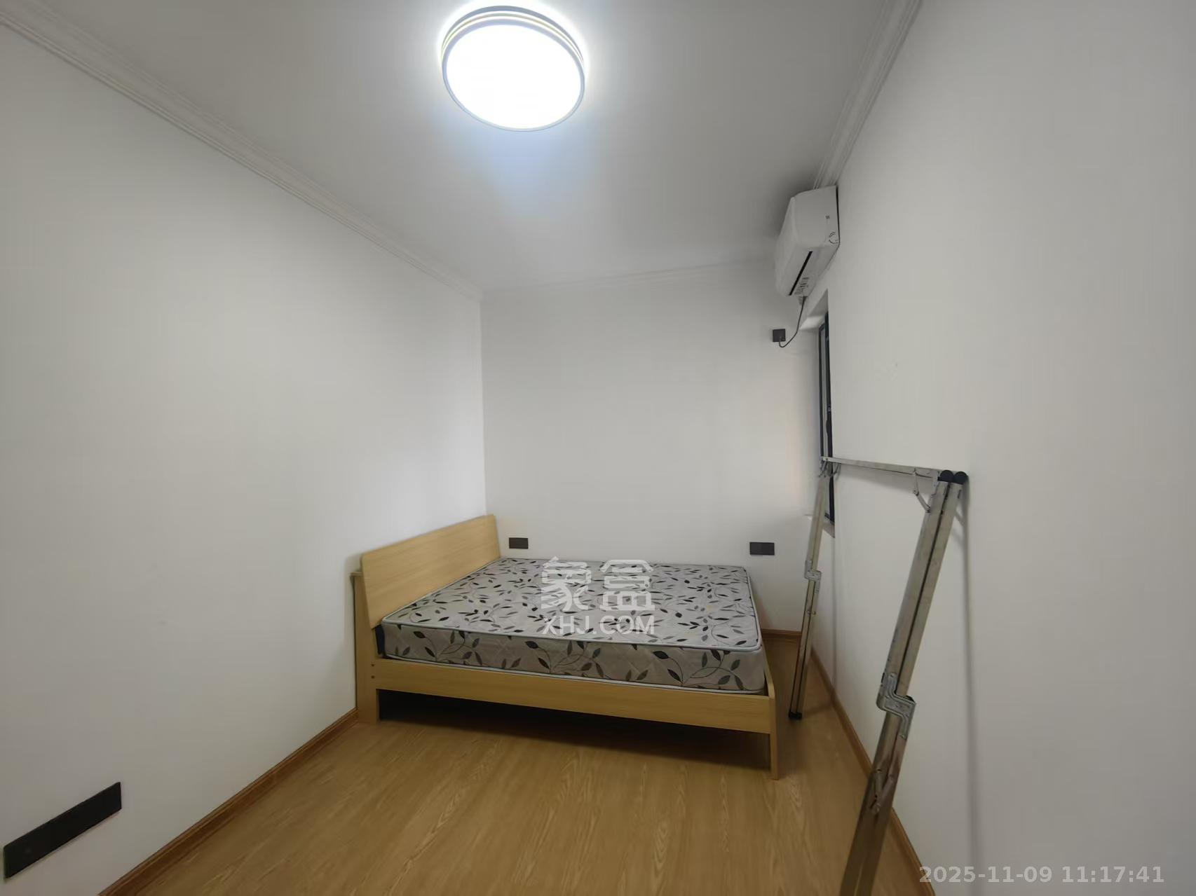 永宏万家里  3室2厅1卫    2000.0元/月室内图