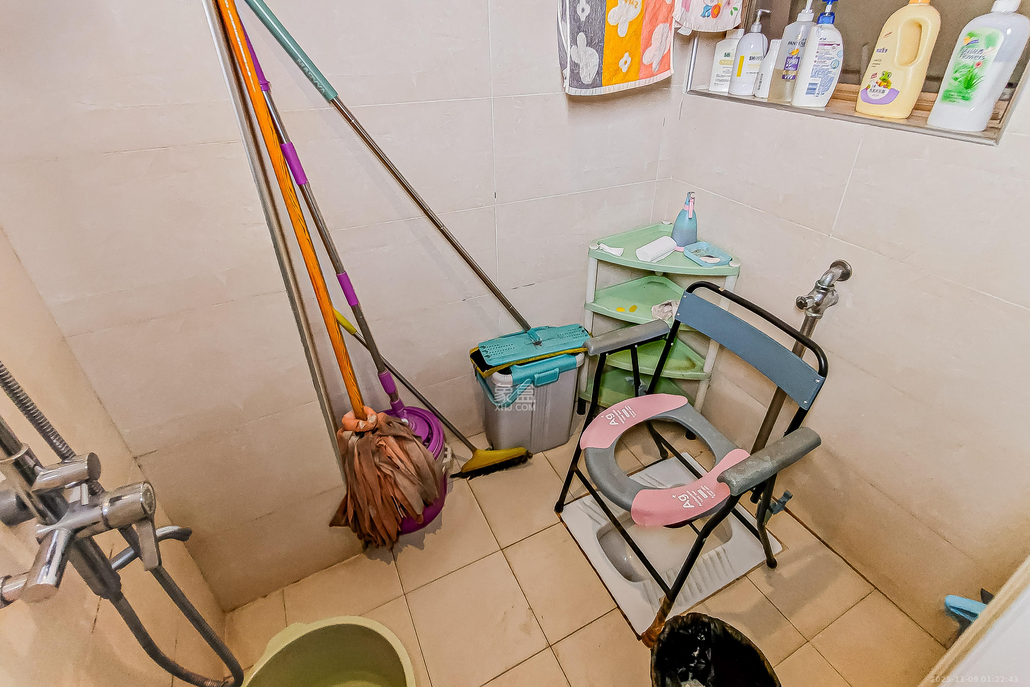 三重星都心  3室2厅2卫    135.0万卫生间