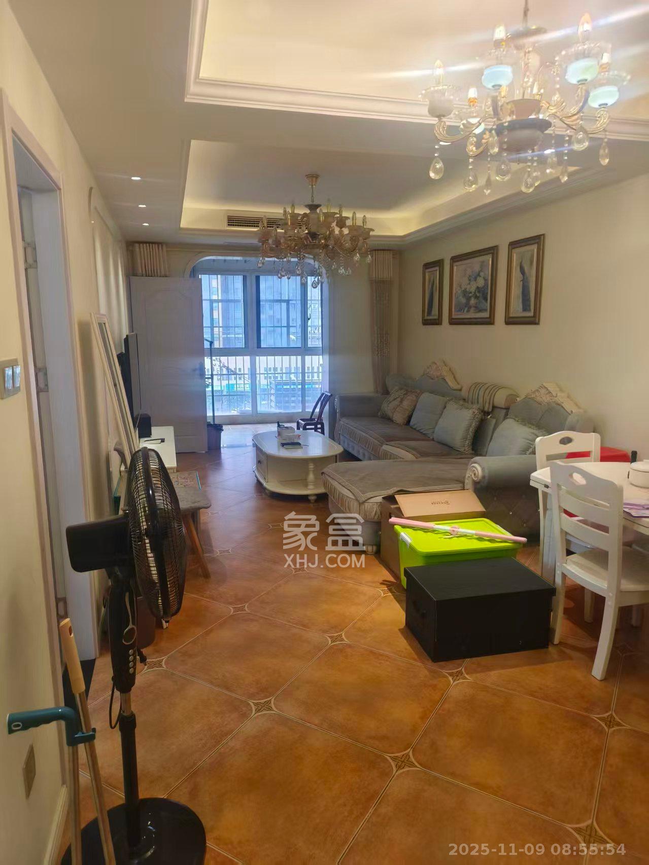 MOMA当代广场  4室2厅2卫    2500.0元/月室内图