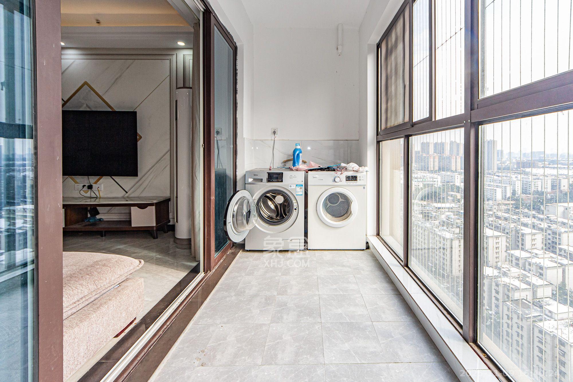 北辰三角洲C3区  3室2厅1卫    3500.0元/月室内图