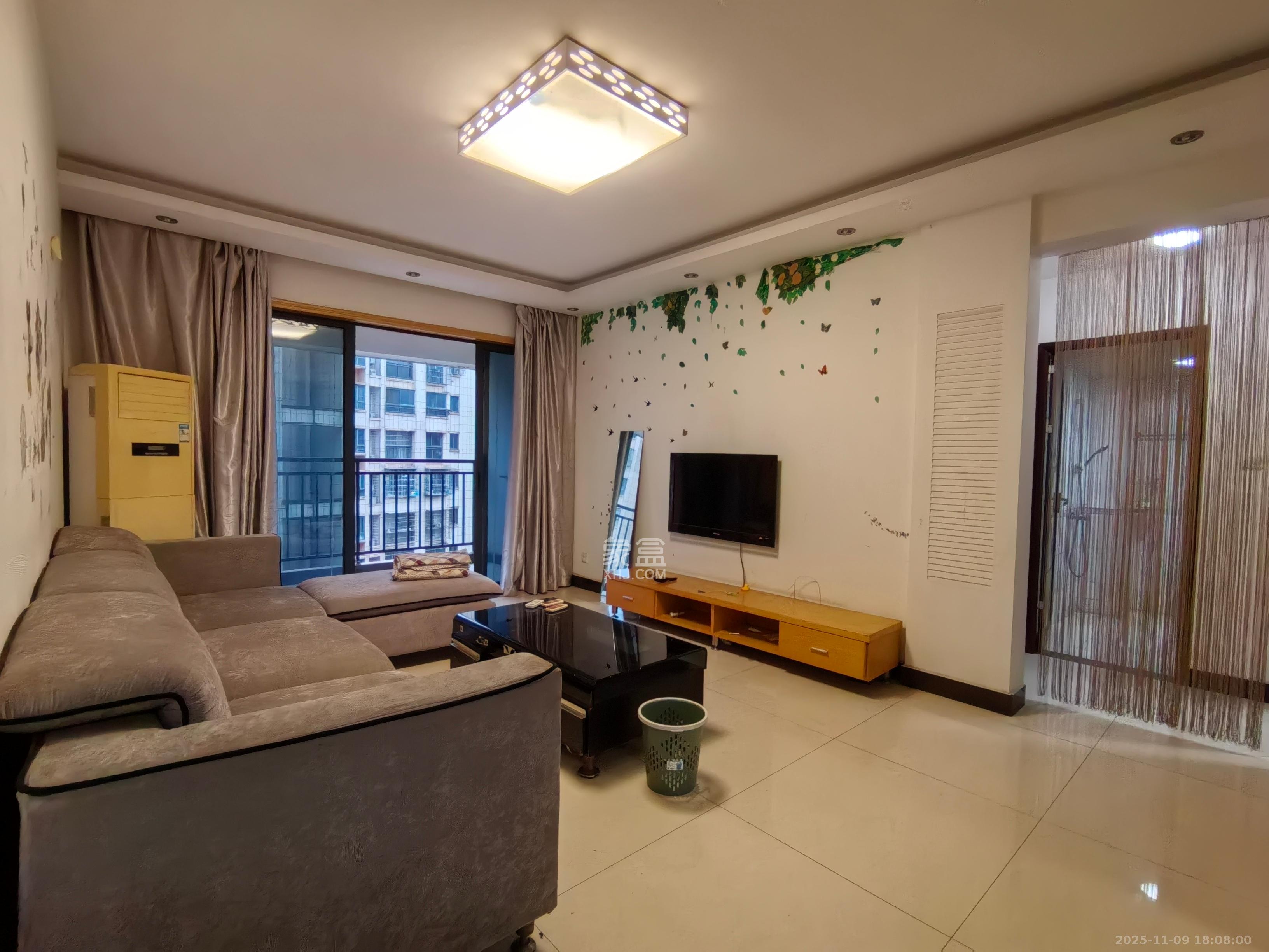 保利麓谷林语A区 3室2厅1卫 2400.0元/月 保利麓谷林语A区 3室2厅1卫 2400.0元/月室内图