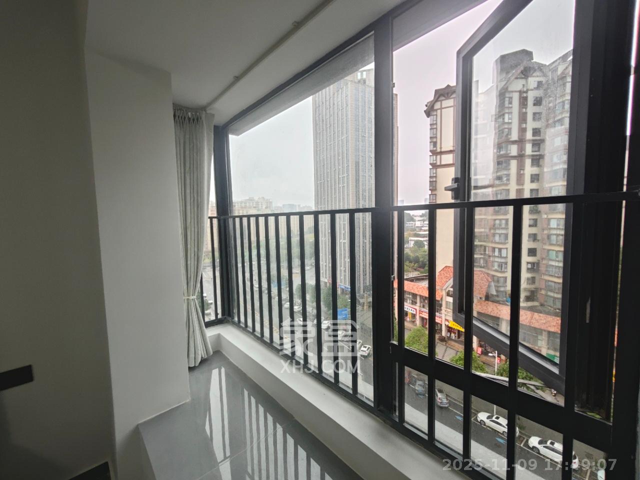 金地峯范  1室1厅1卫    1500.0元/月室内图