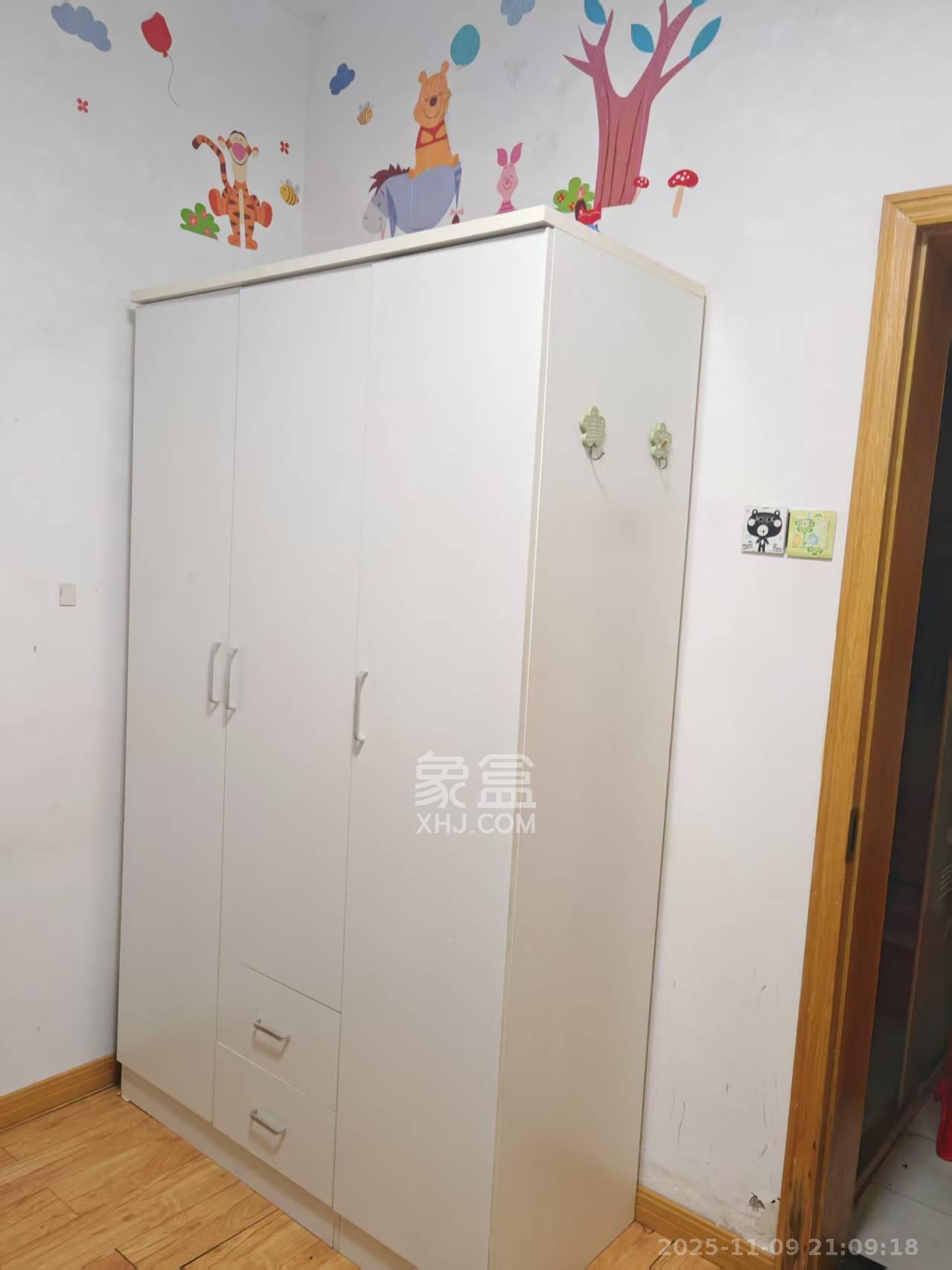 秀峰景园（领秀峰）  3室2厅1卫    1700.0元/月室内图