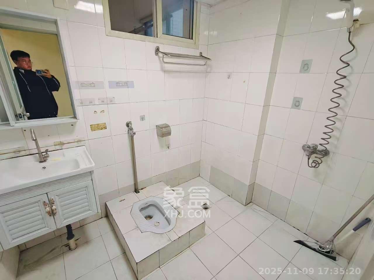 王府井公寓（福源公寓）  2室1厅1卫    2000.0元/月室内图