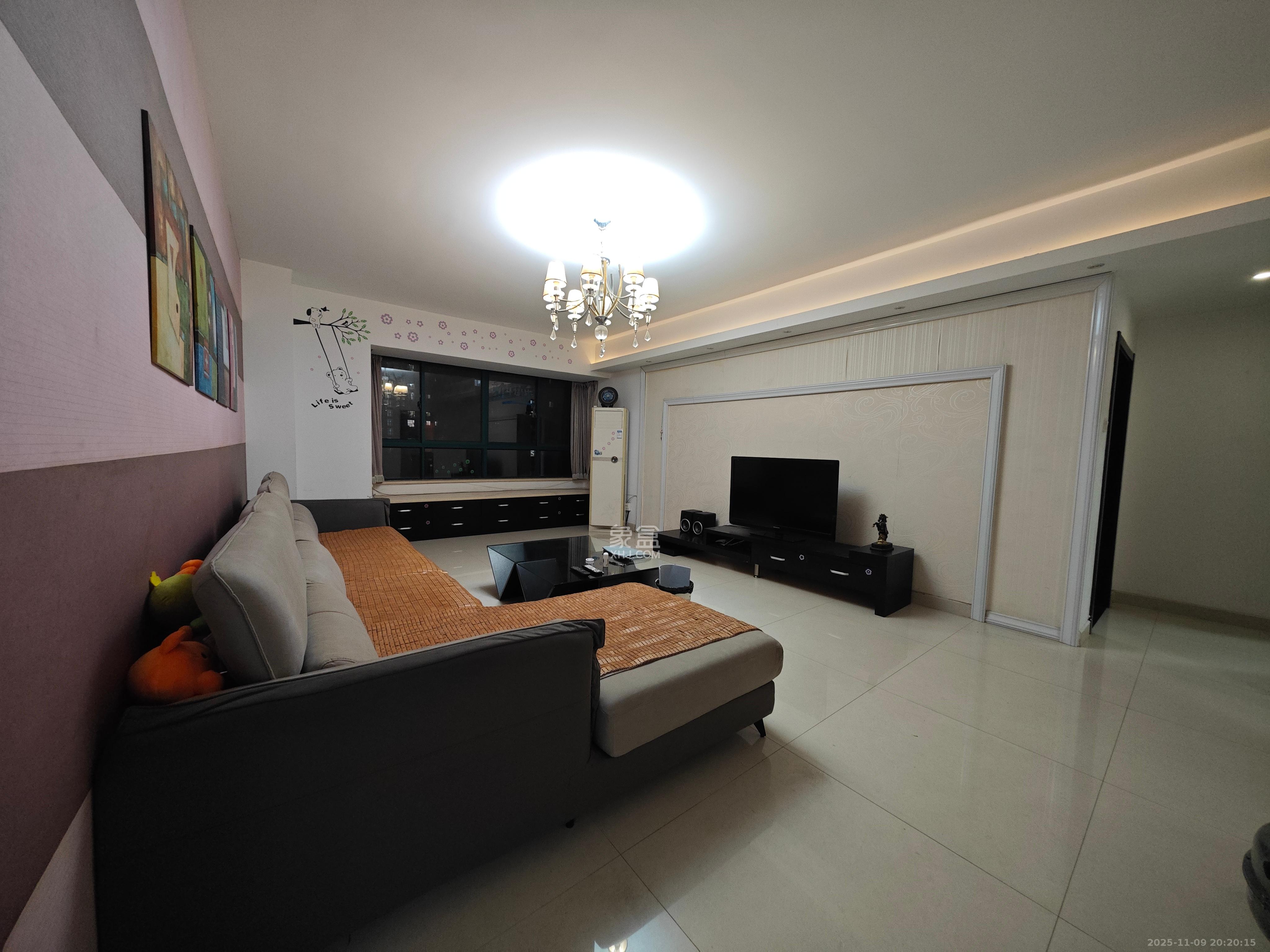 华盛世纪新城  3室2厅2卫    2600.0元/月室内图