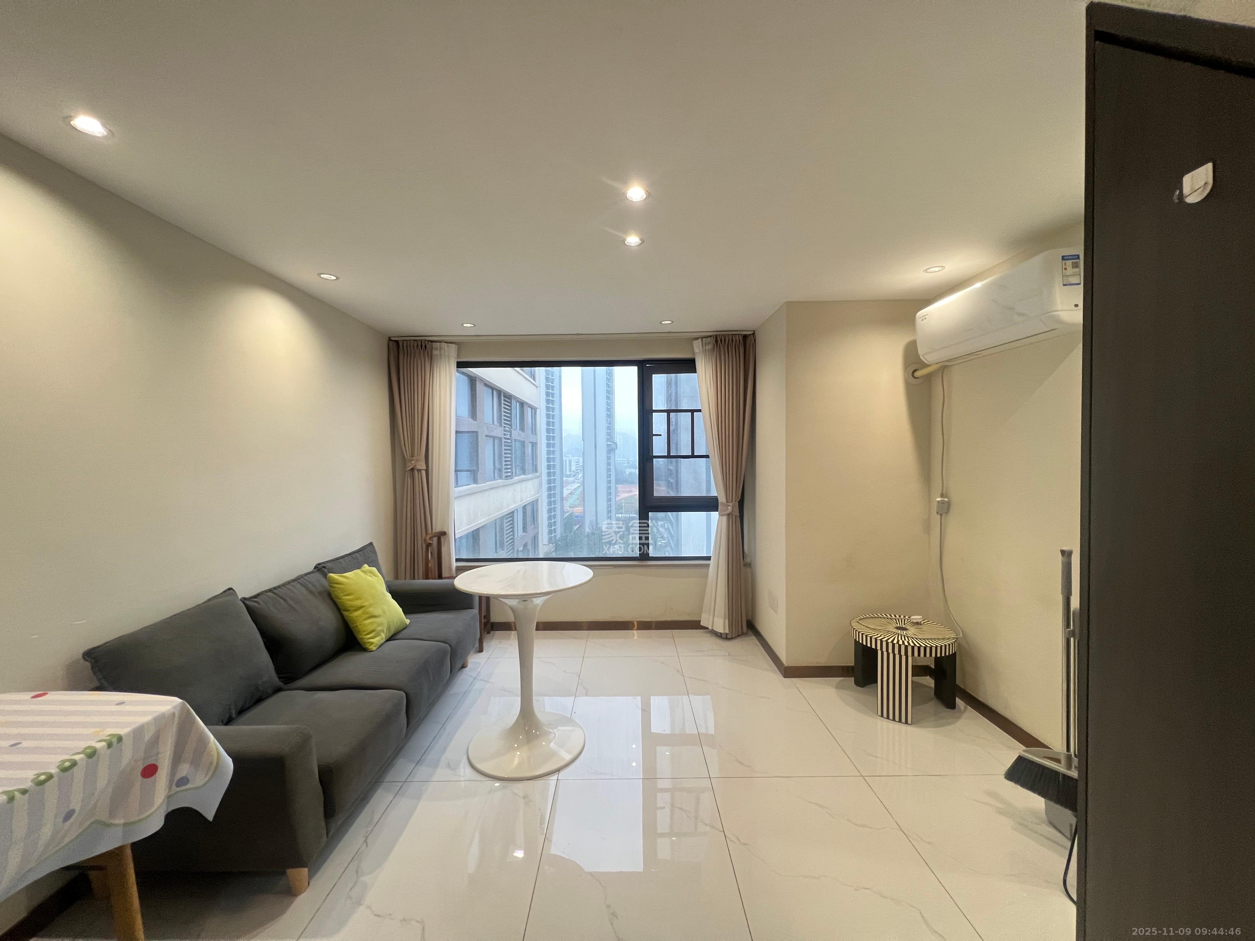 北辰时光里  2室2厅1卫    1700.0元/月室内图1