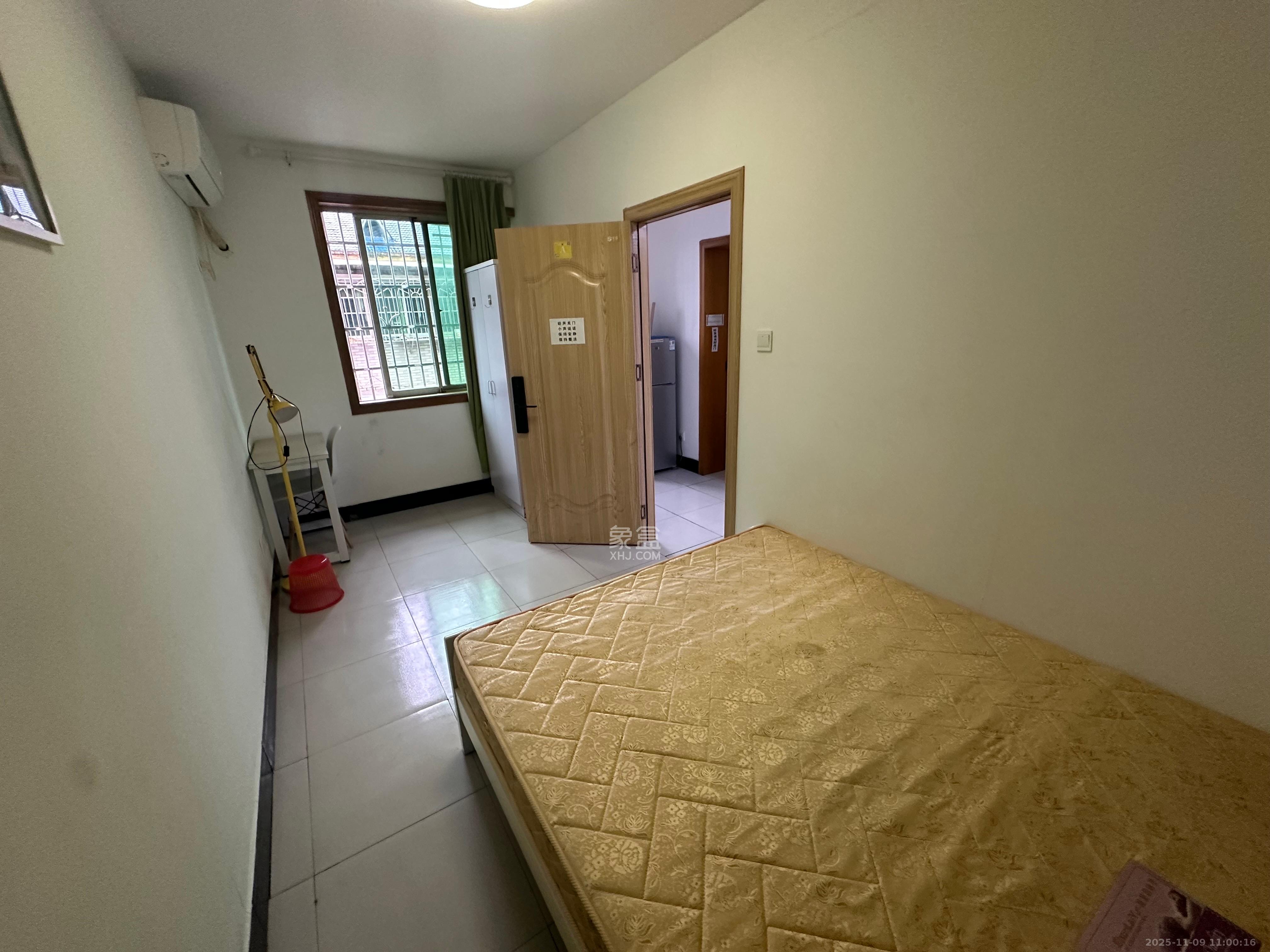 岳北社区  1室1厅1卫    750.0元/月室内图