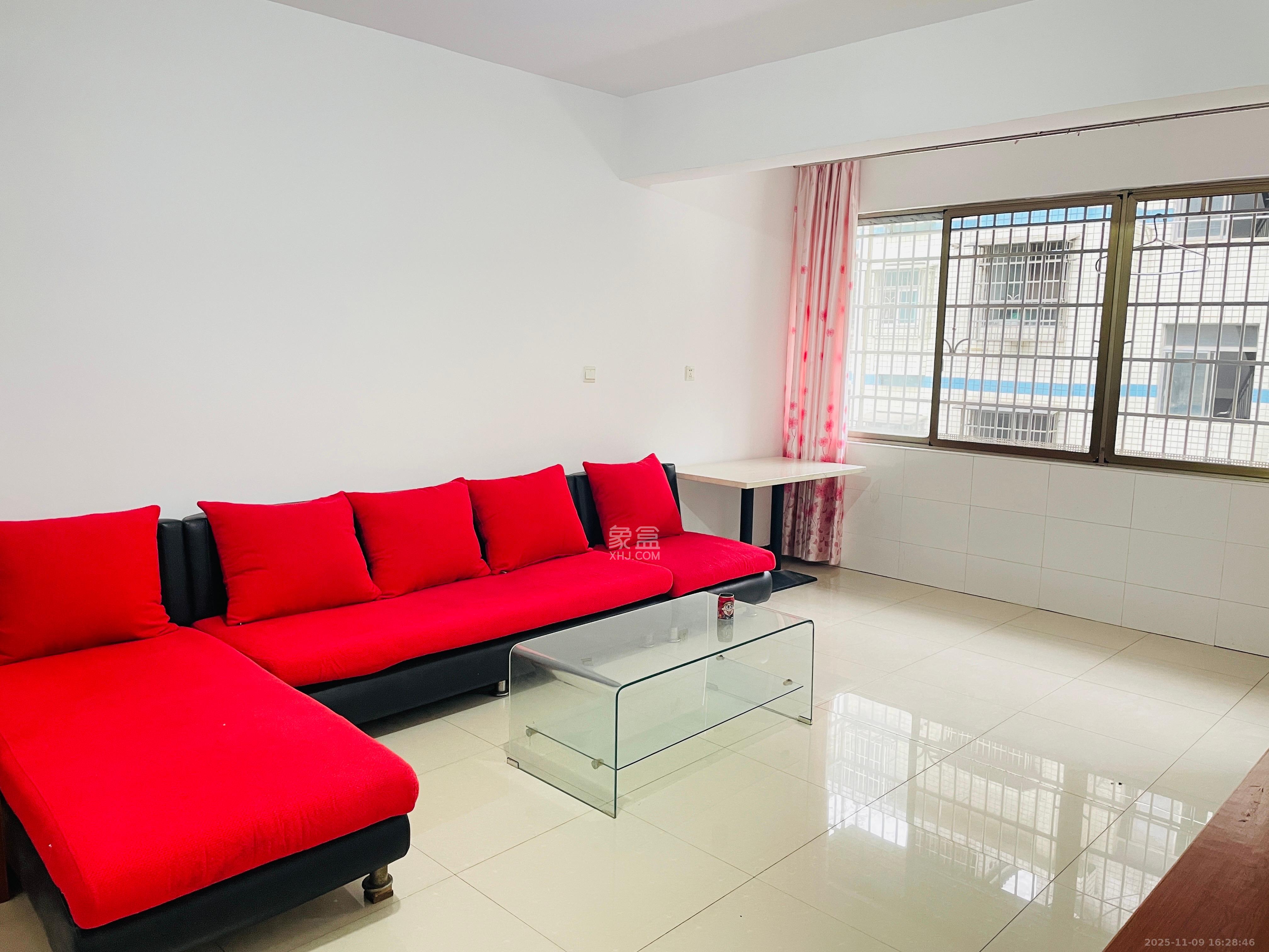 金石蓉园 2室2厅1卫 1500.0元/月 金石蓉园 2室2厅1卫 1500.0元/月室内图