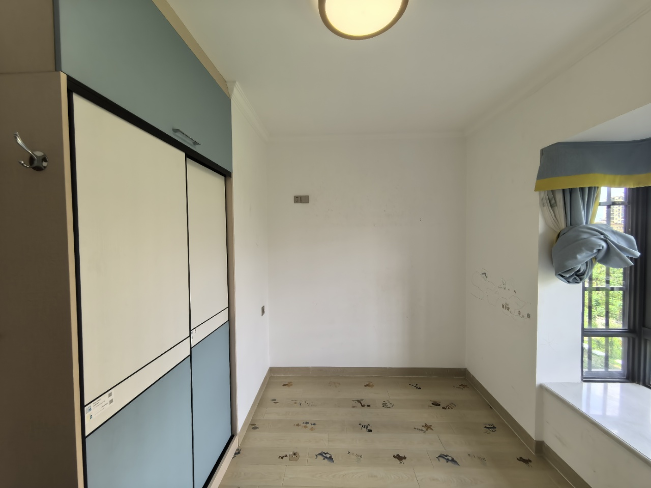 乾坤吉祥花园  3室1厅1卫    132.0万室内图