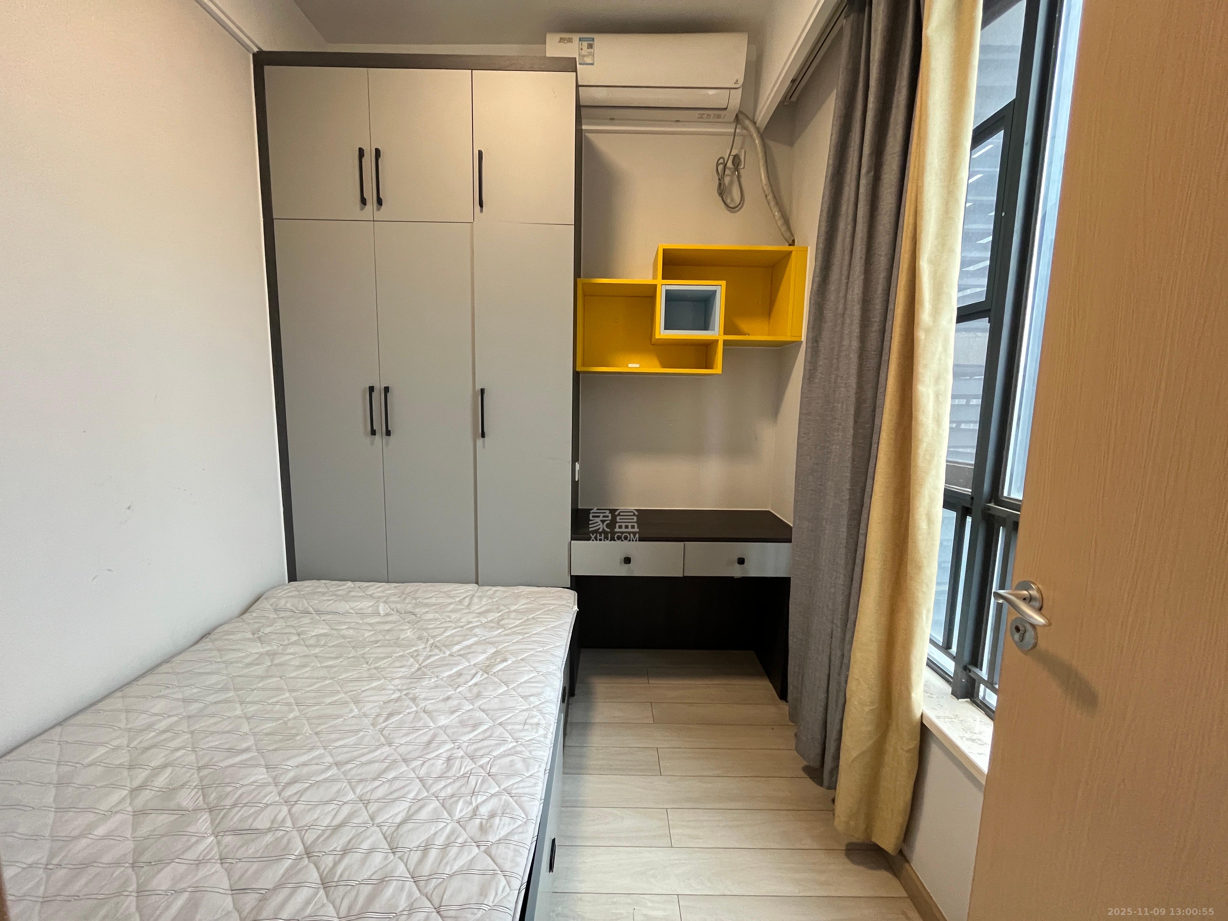 启迪协信中心  2室1厅1卫    2500.0元/月室内图