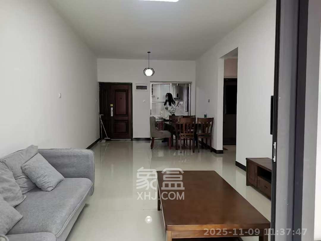 长房东云台  3室2厅1卫    2000.0元/月室内图