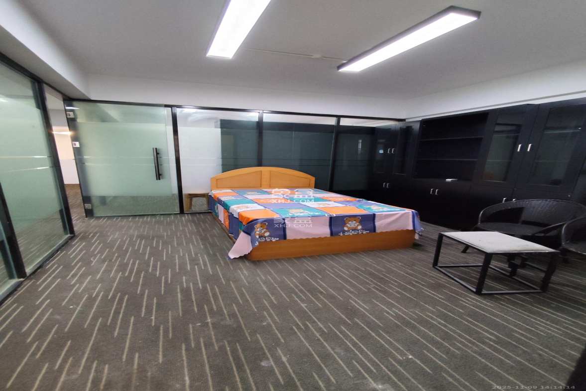 天心电脑城(朝阳丽景,朝阳丽园) 3室2厅2卫 2480.0元/月 天心电脑城(朝阳丽景,朝阳丽园) 3室2厅2卫 2480.0元/月室内图