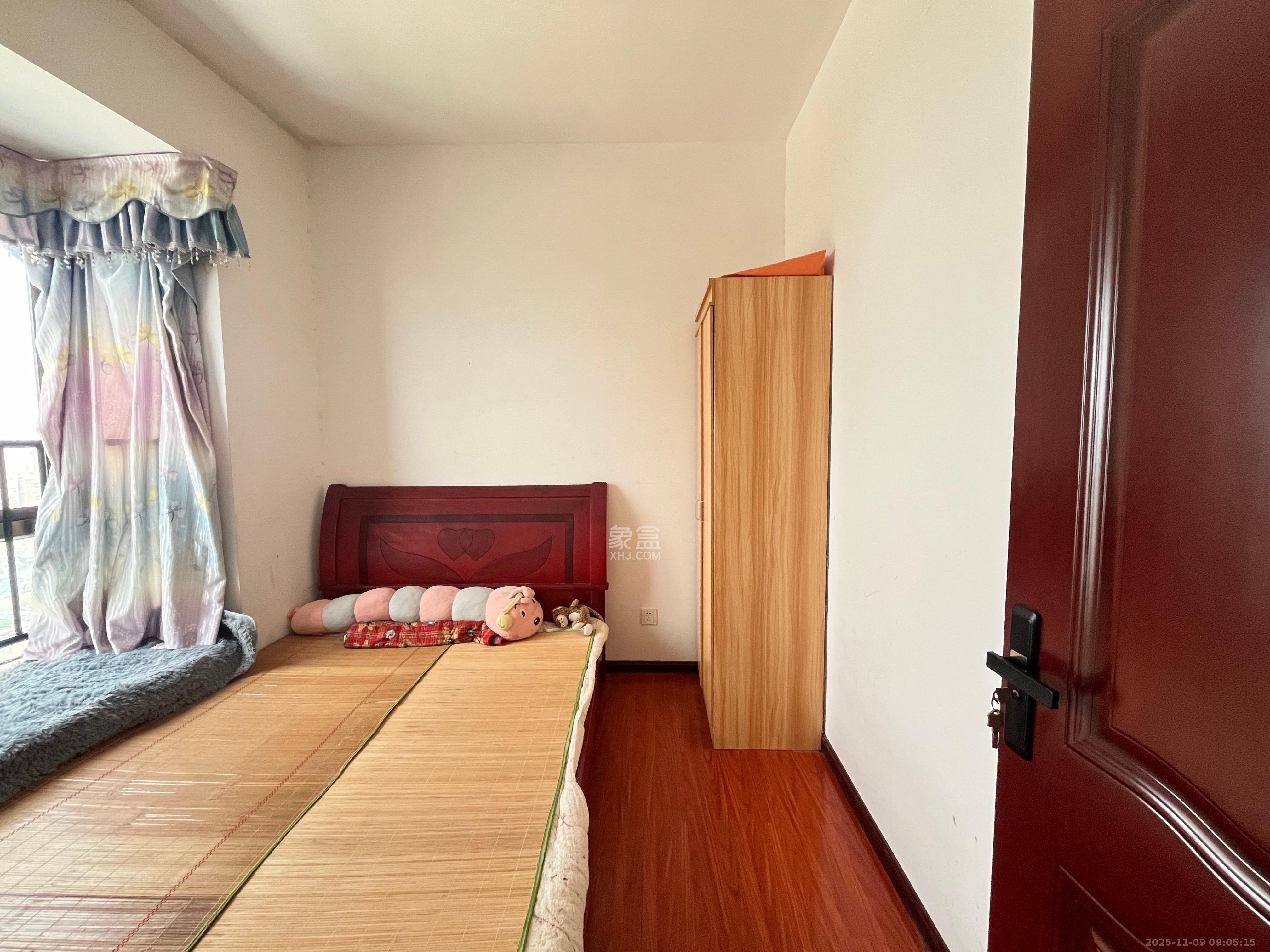 和泉嘉园  2室2厅1卫    1400.0元/月室内图