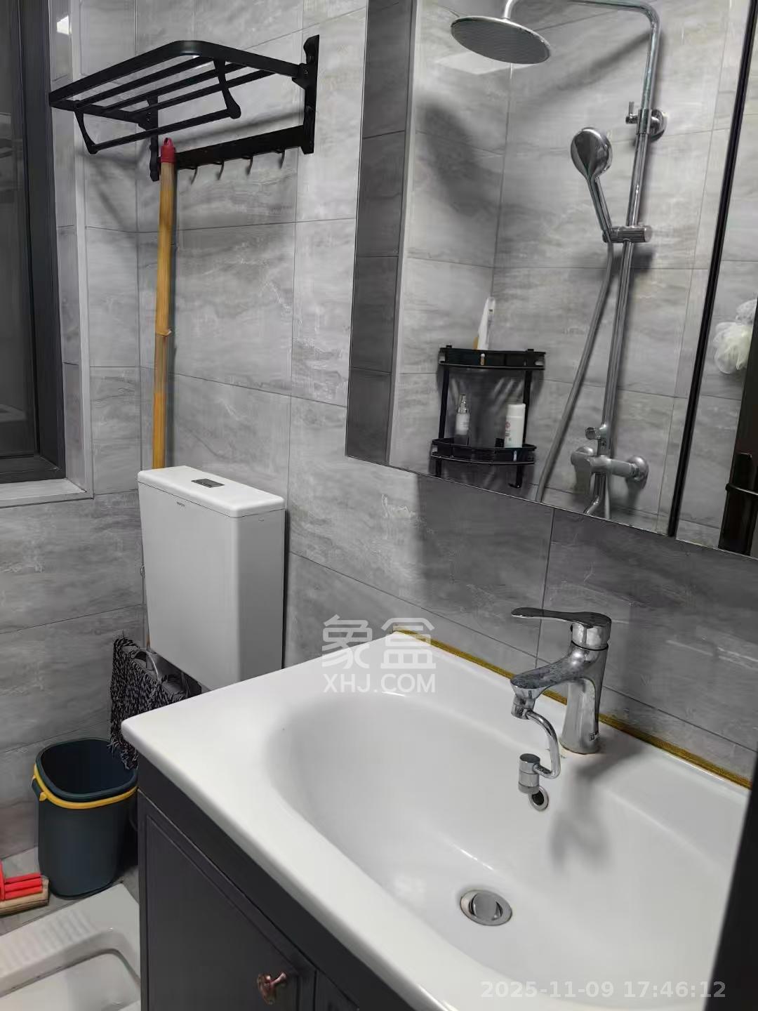 燕珑新寓 2室1厅1卫 2600.0元/月 燕珑新寓 2室1厅1卫 2600.0元/月室内图