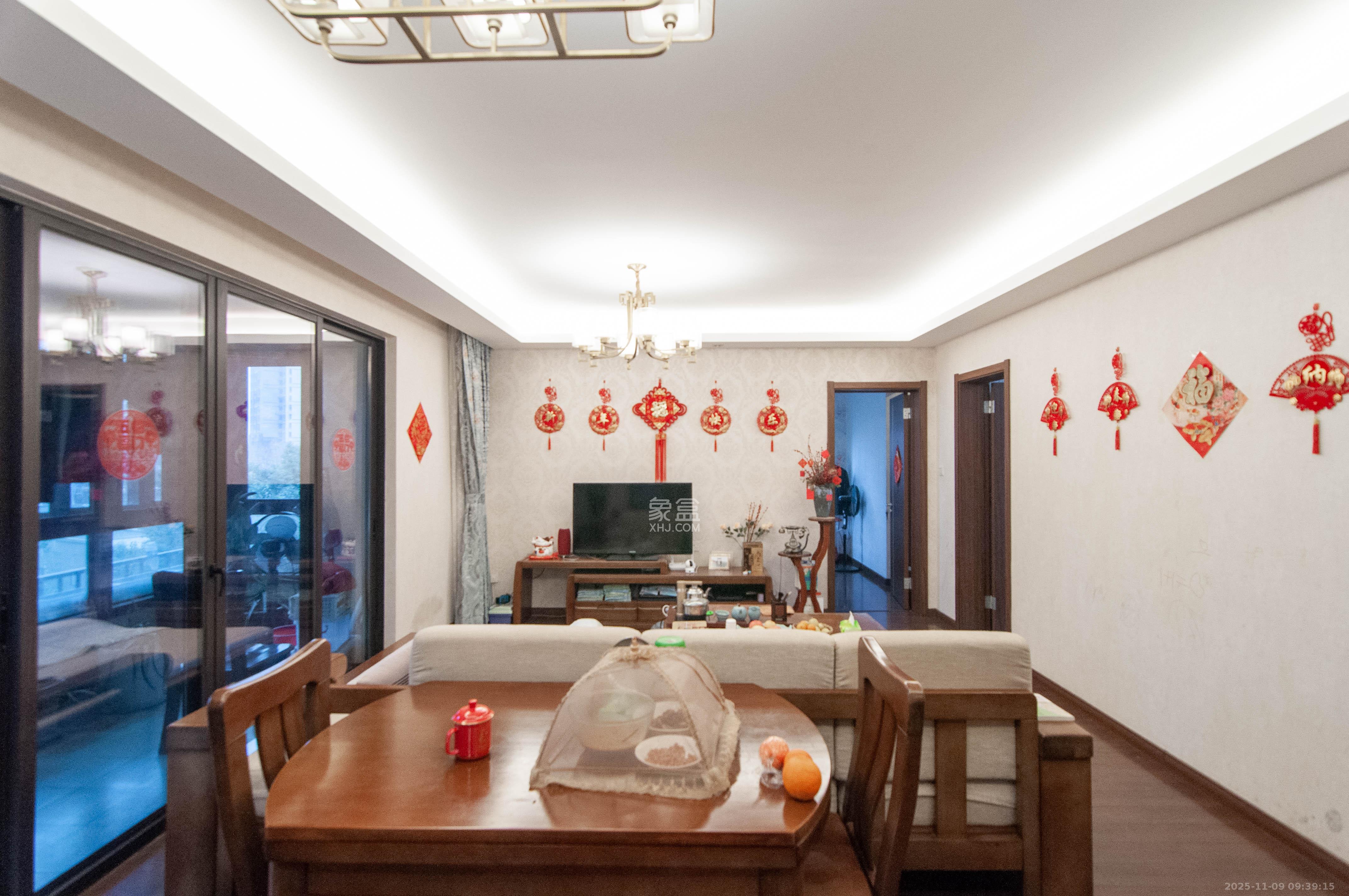 万科里梅溪郡  3室2厅2卫    192.0万