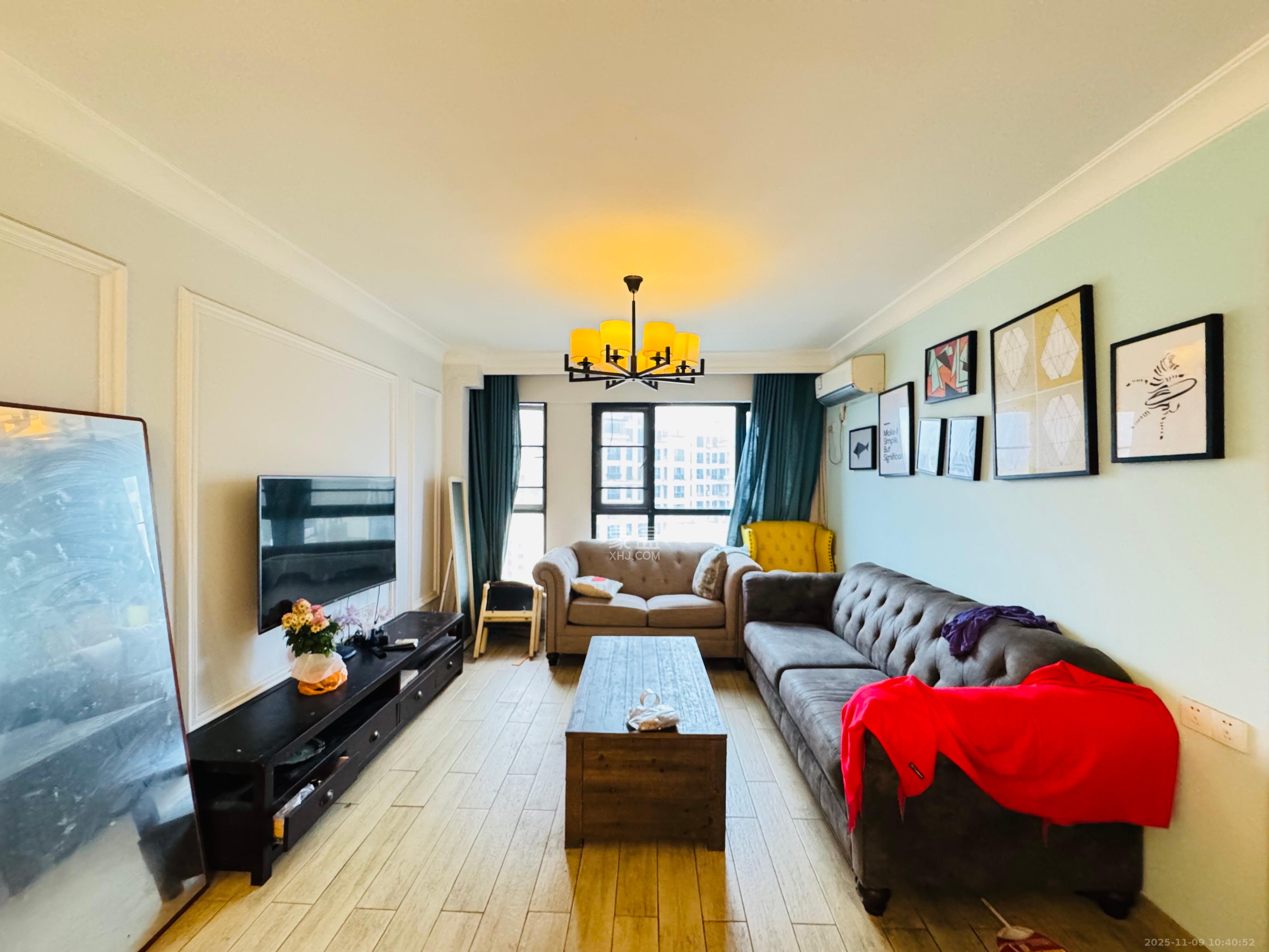 湘江锦绣  2室2厅1卫    2100.0元/月