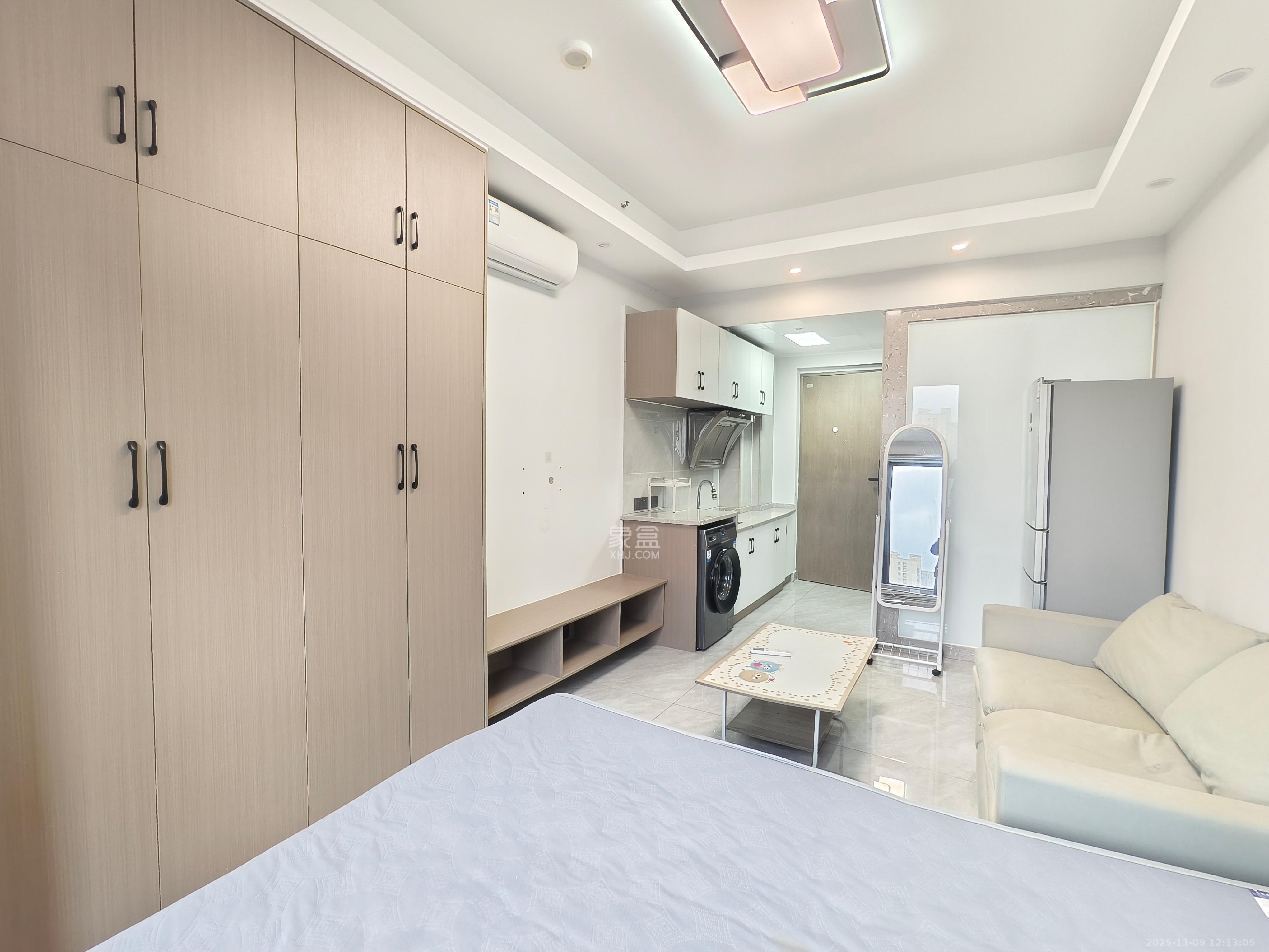 新城悦隽公园  1室1厅1卫    1200.0元/月室内图