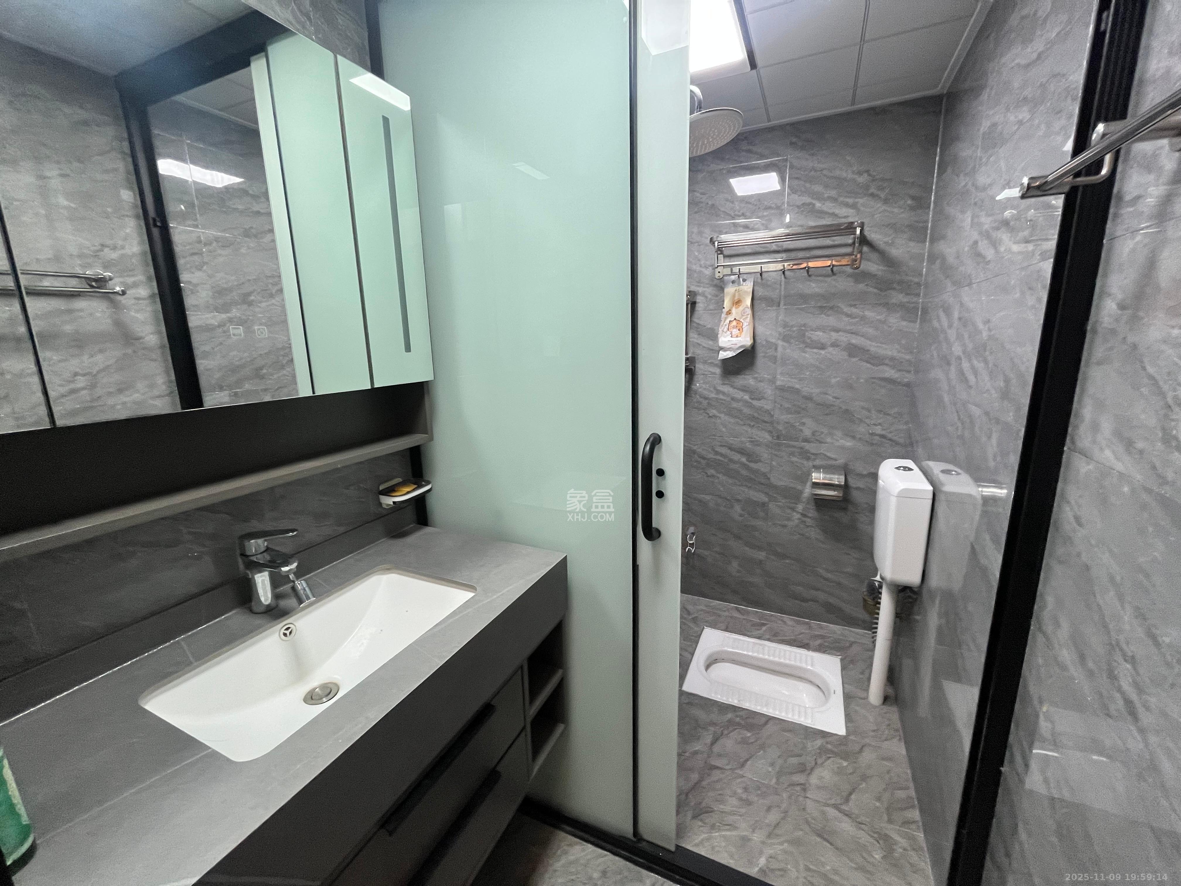 北辰三角洲E7区  1室1厅1卫    2600.0元/月室内图