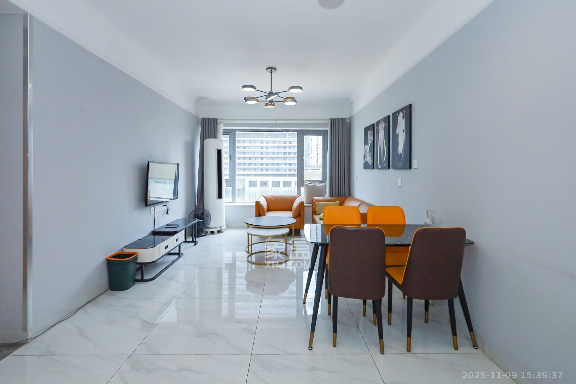 世茂铂翠湾四期(世茂悦享) 3室2厅1卫 2800.0元/月 世茂铂翠湾四期(世茂悦享) 3室2厅1卫 2800.0元/月室内图