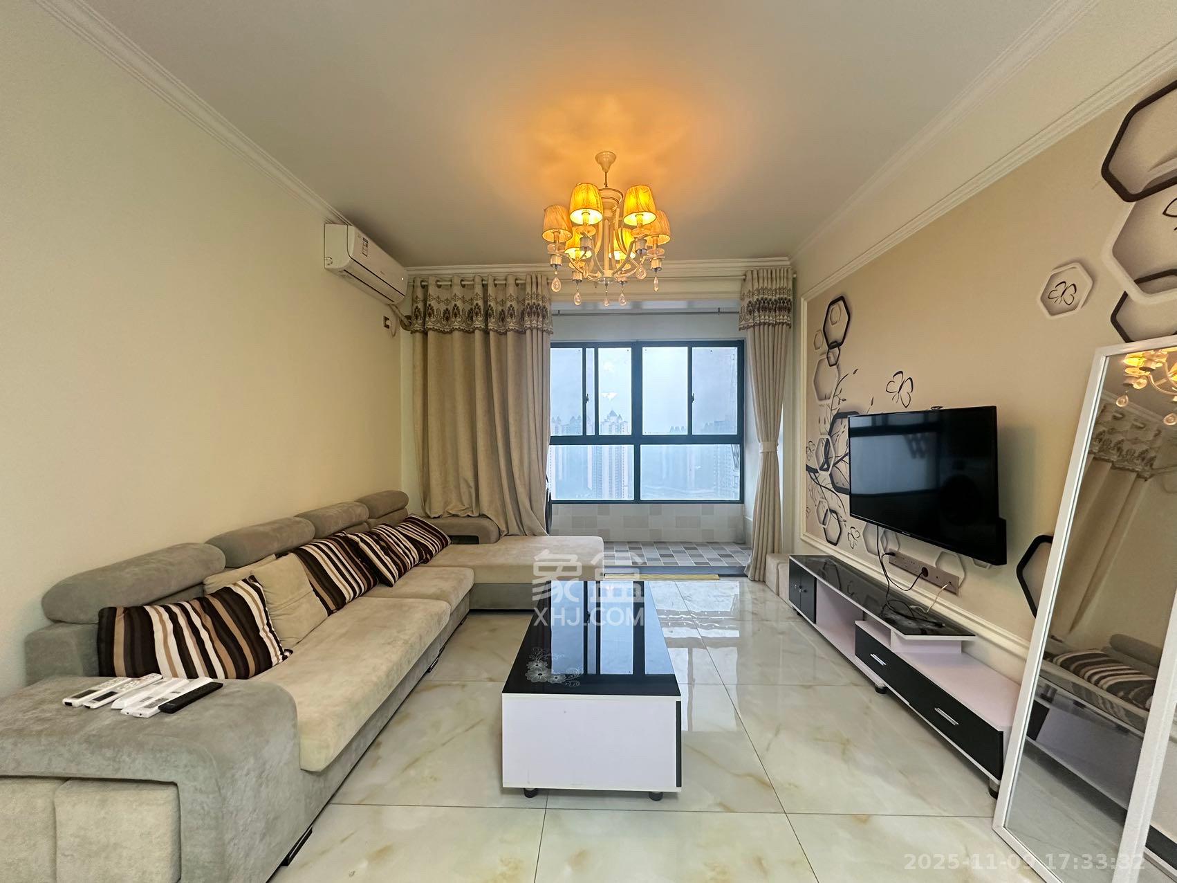 维一星城原山苑  3室2厅1卫    2200.0元/月