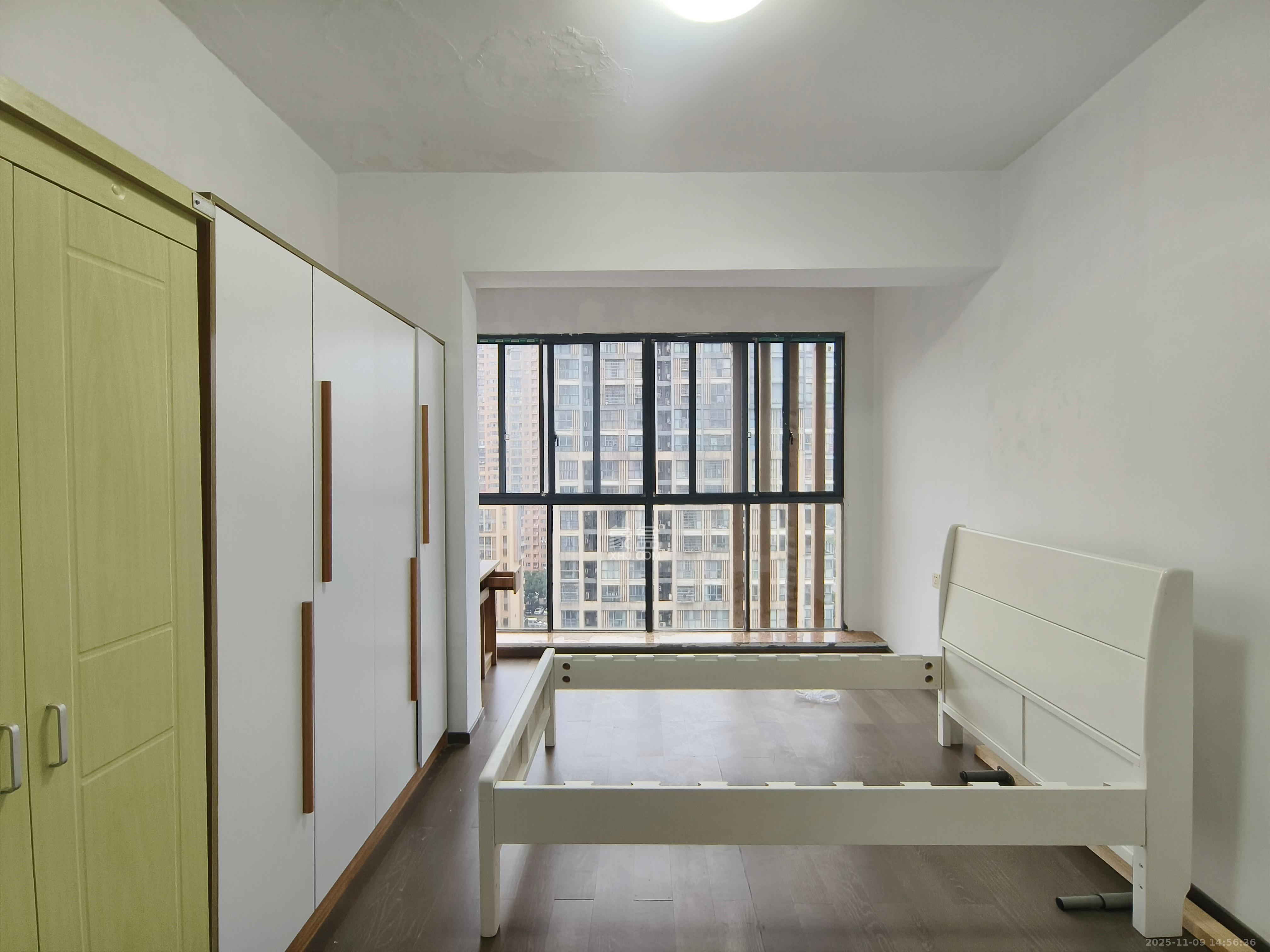 勤诚达新界  2室2厅1卫    1500.0元/月室内图