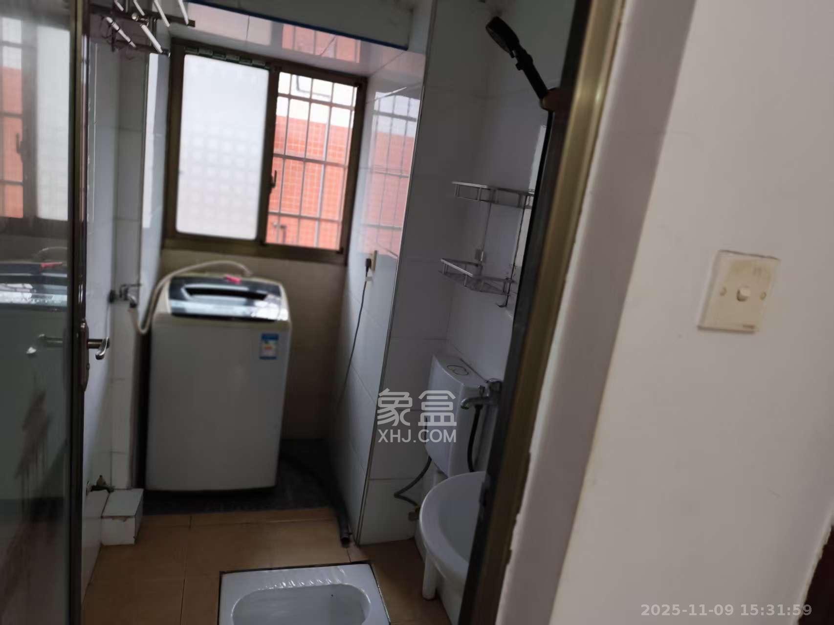 荷花园安置小区 1室1厅1卫 1400.0元/月 荷花园安置小区 1室1厅1卫 1400.0元/月室内图