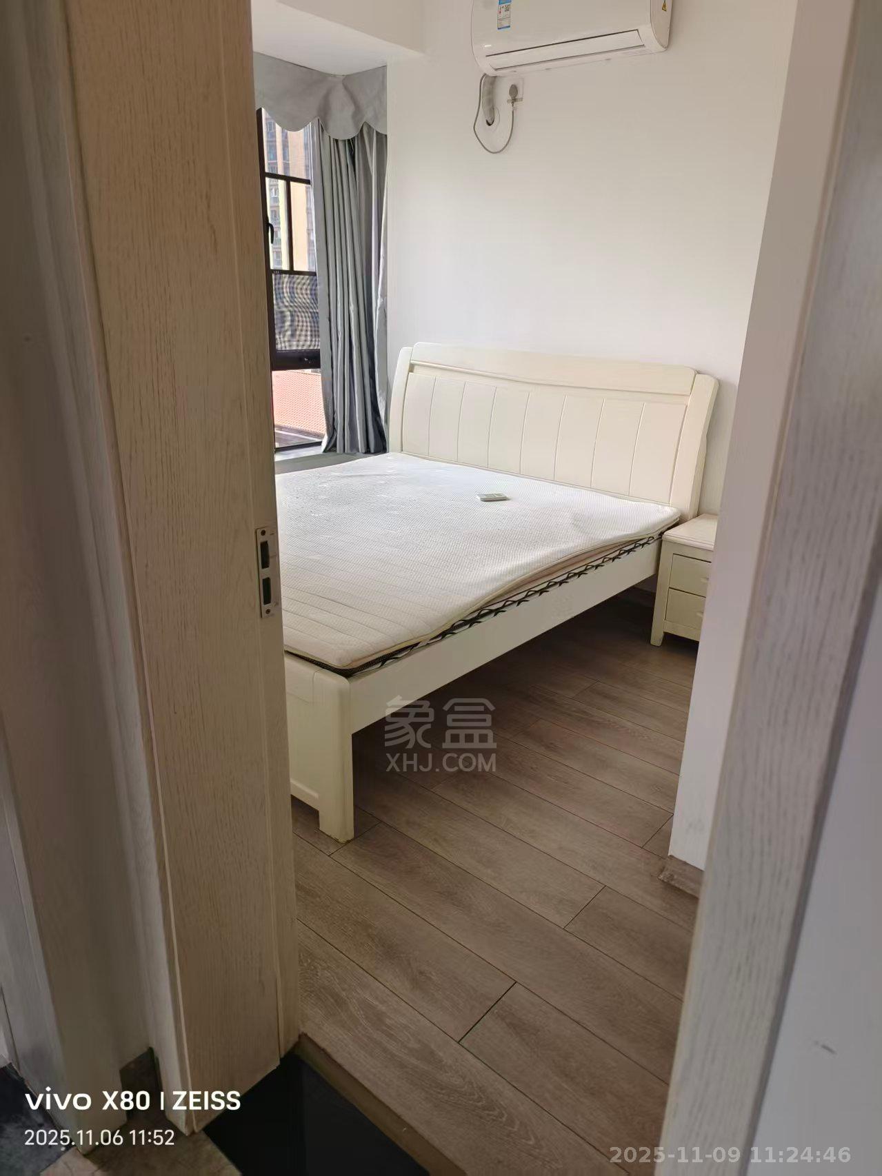 金轮翡翠名园  2室2厅1卫    1900.0元/月室内图