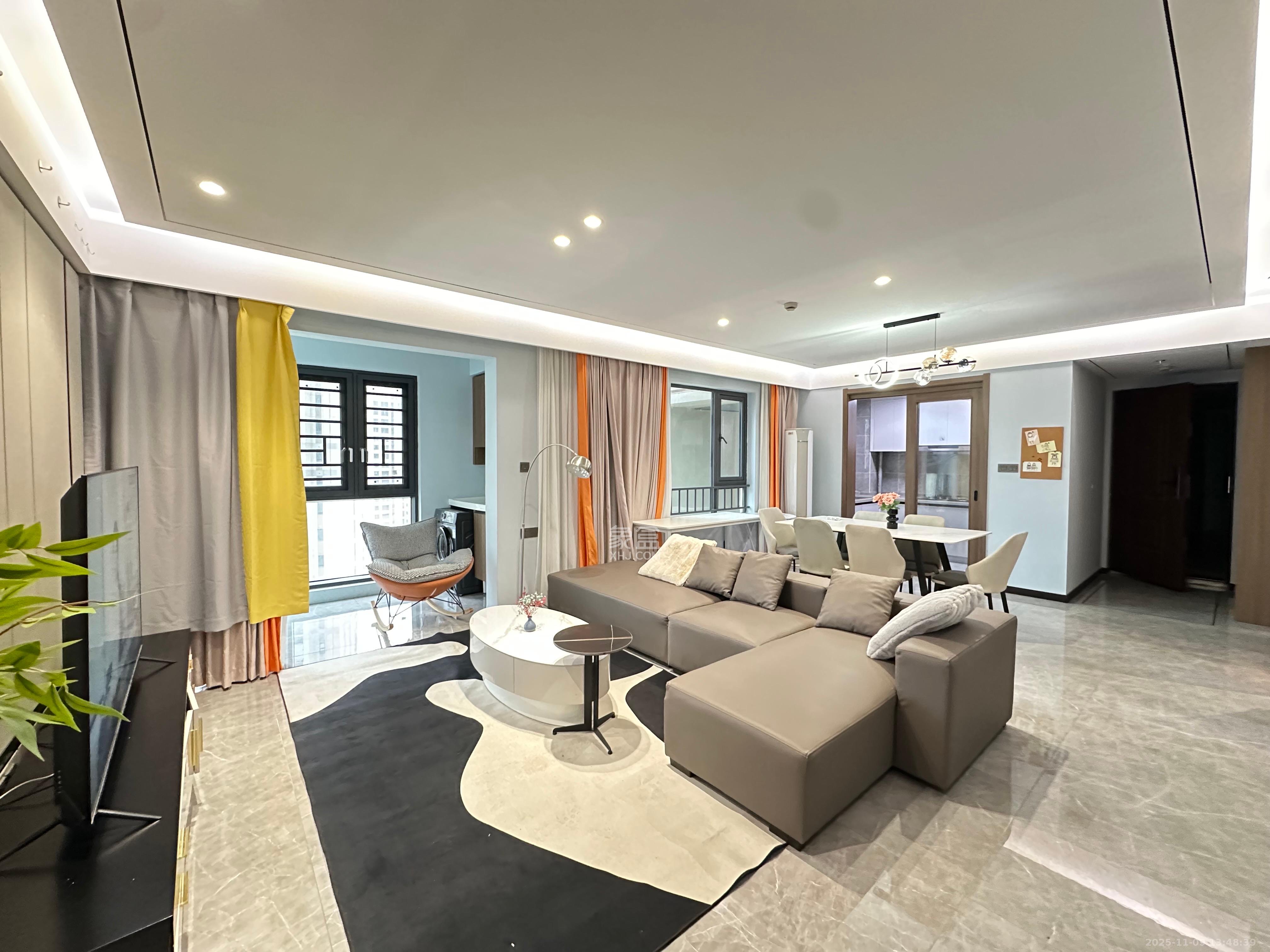 卓越中寰 4室2厅2卫 5800.0元/月 卓越中寰 4室2厅2卫 5800.0元/月室内图