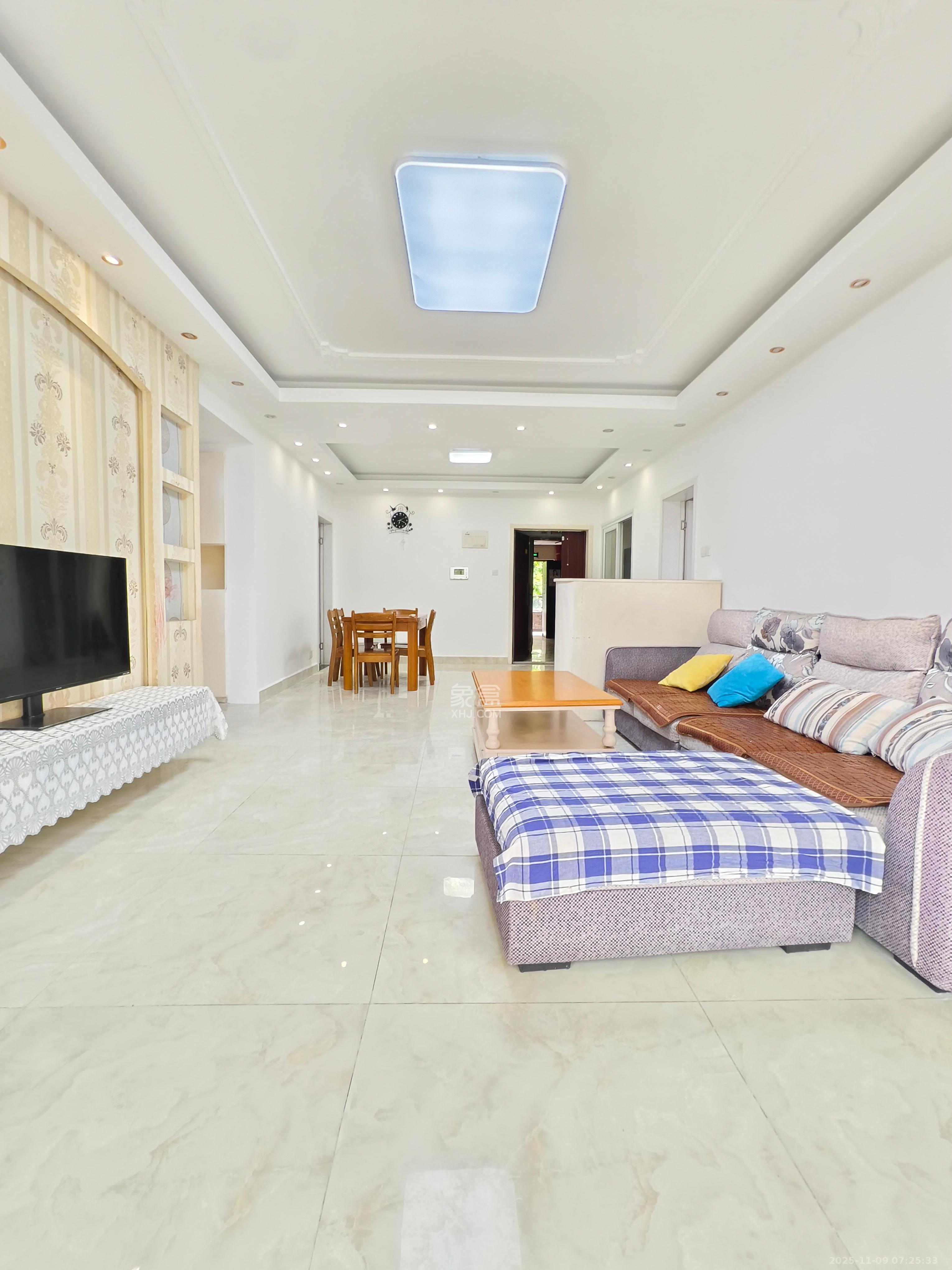 长房时代城 1室2厅2卫 3100.0元/月 长房时代城 1室2厅2卫 3100.0元/月室内图