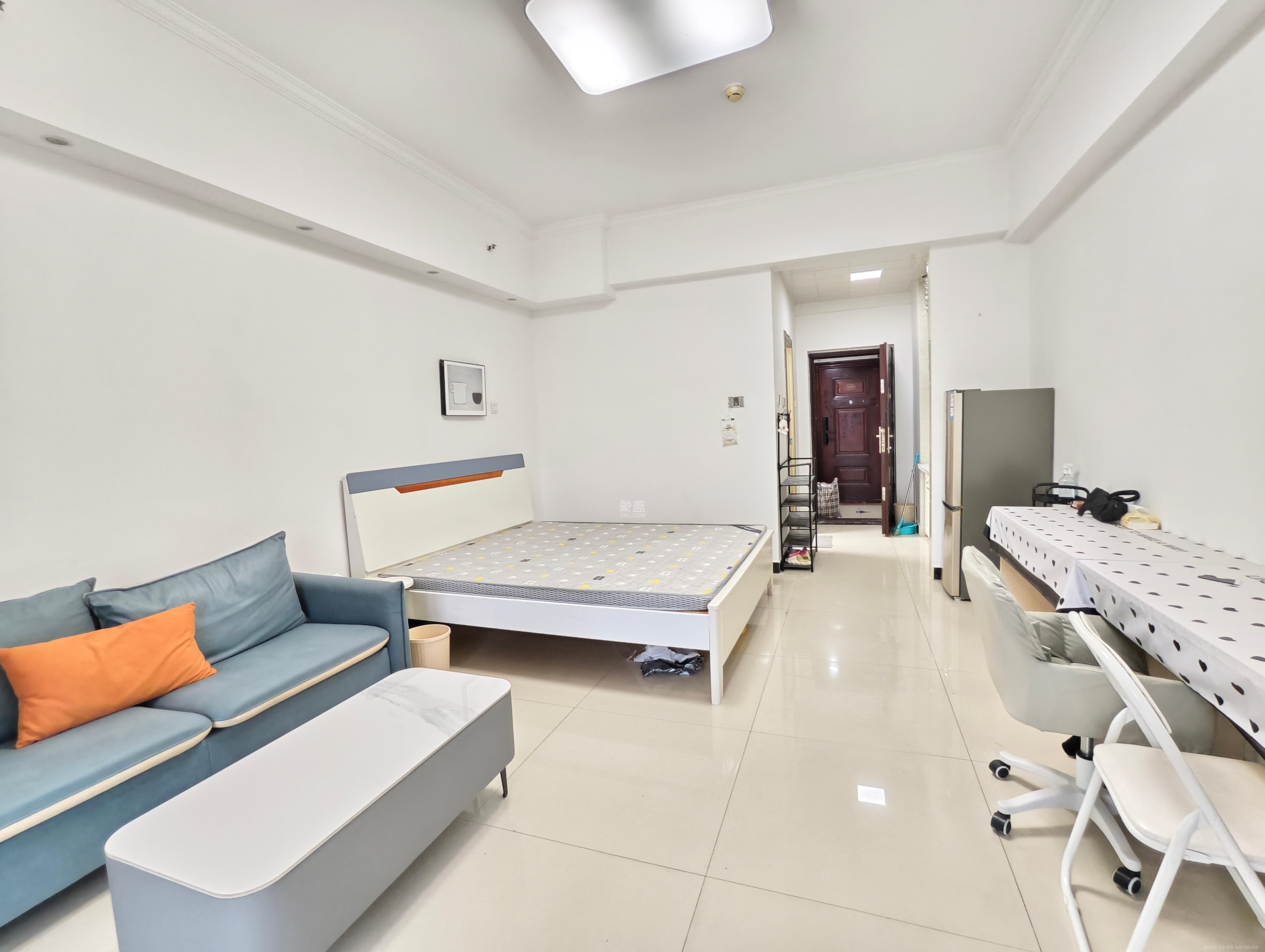 奥克斯广场 1室1厅1卫 1600.0元/月 奥克斯广场 1室1厅1卫 1600.0元/月室内图