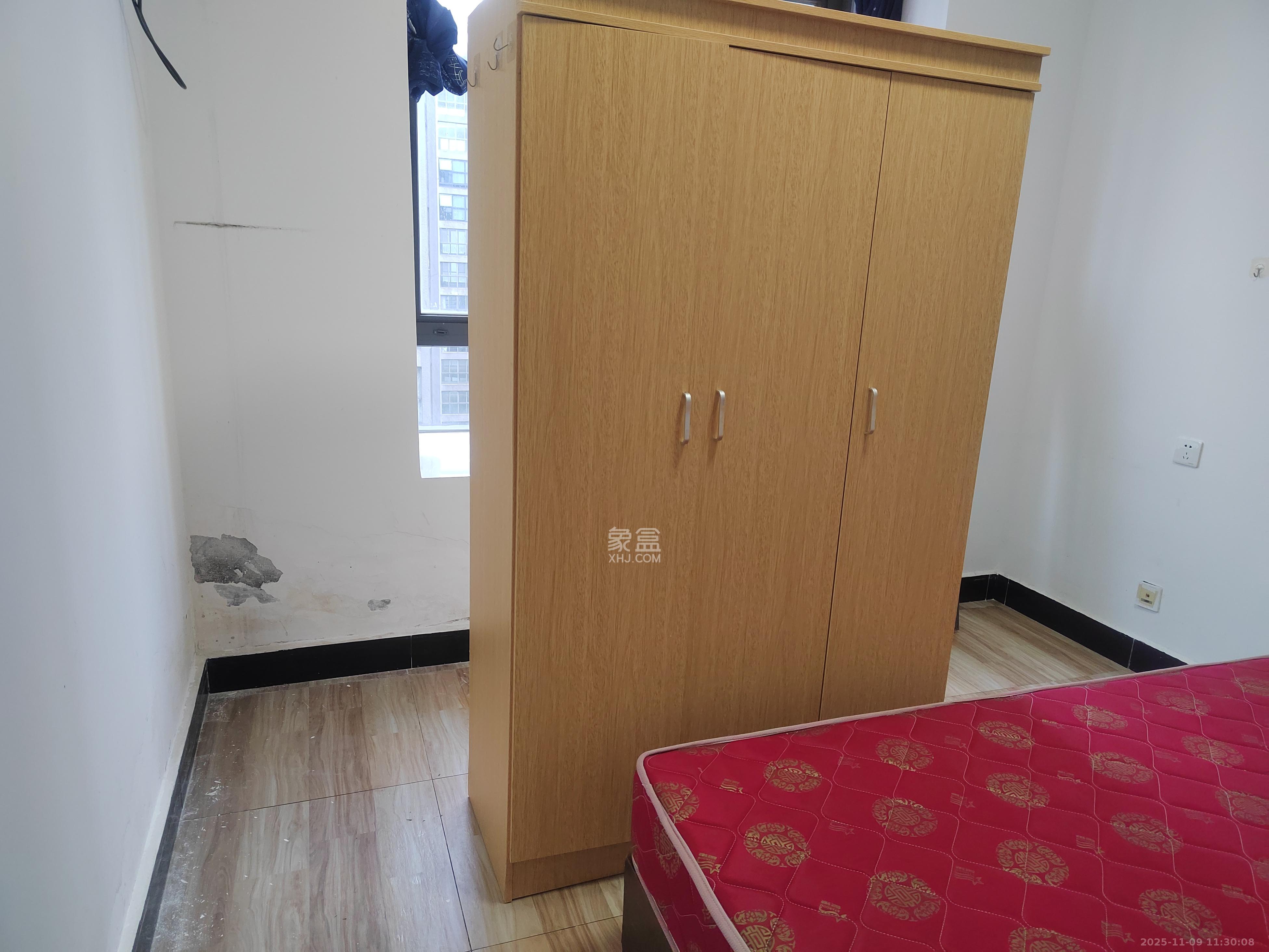 颐和佳园  3室2厅2卫    2600.0元/月室内图