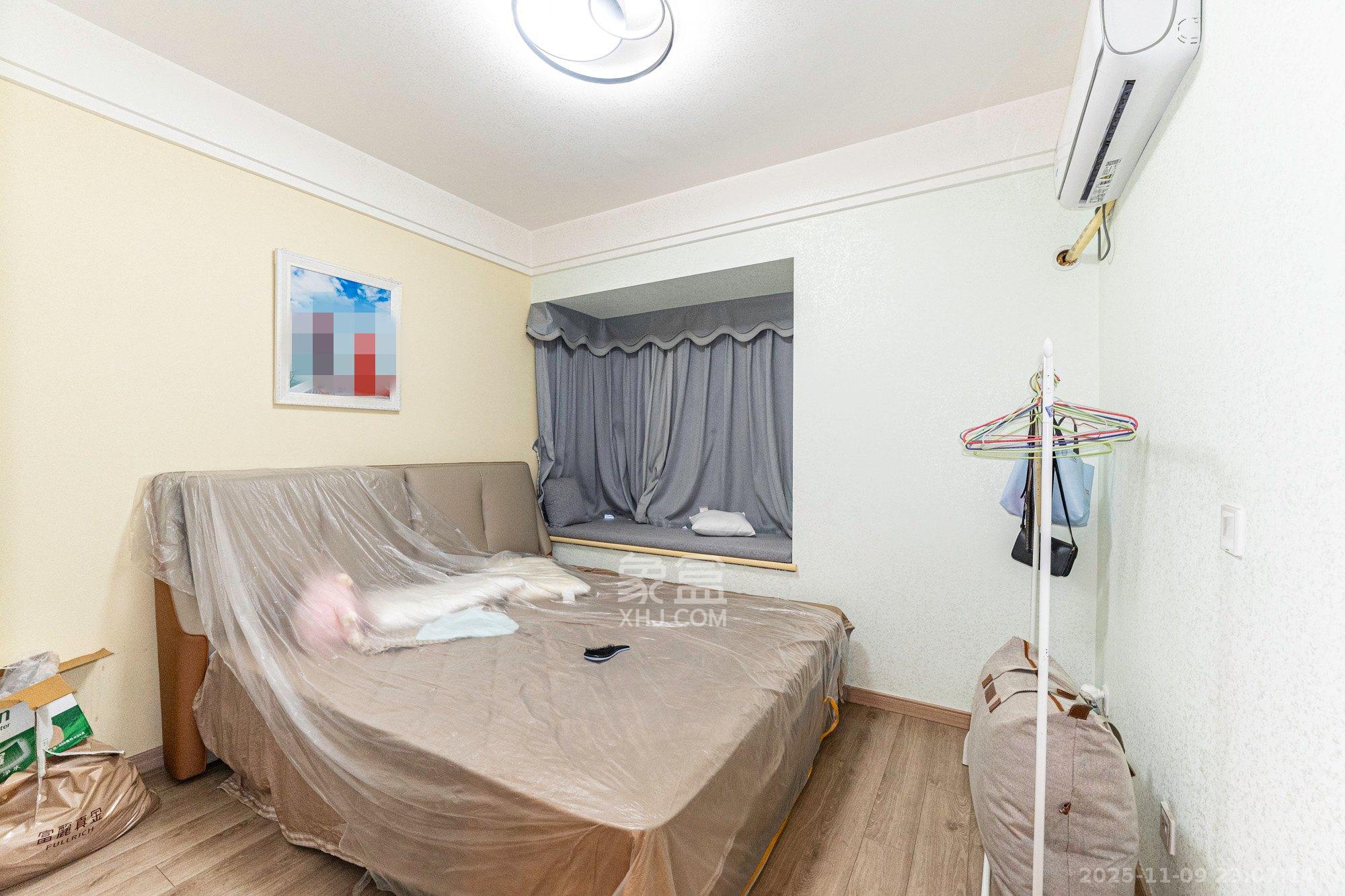 君合新城玺樾  4室2厅2卫    103.0万卧室